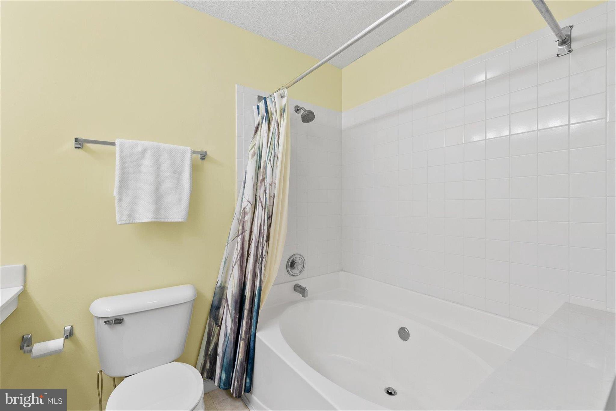 BETHANY MEADOWS - Residential