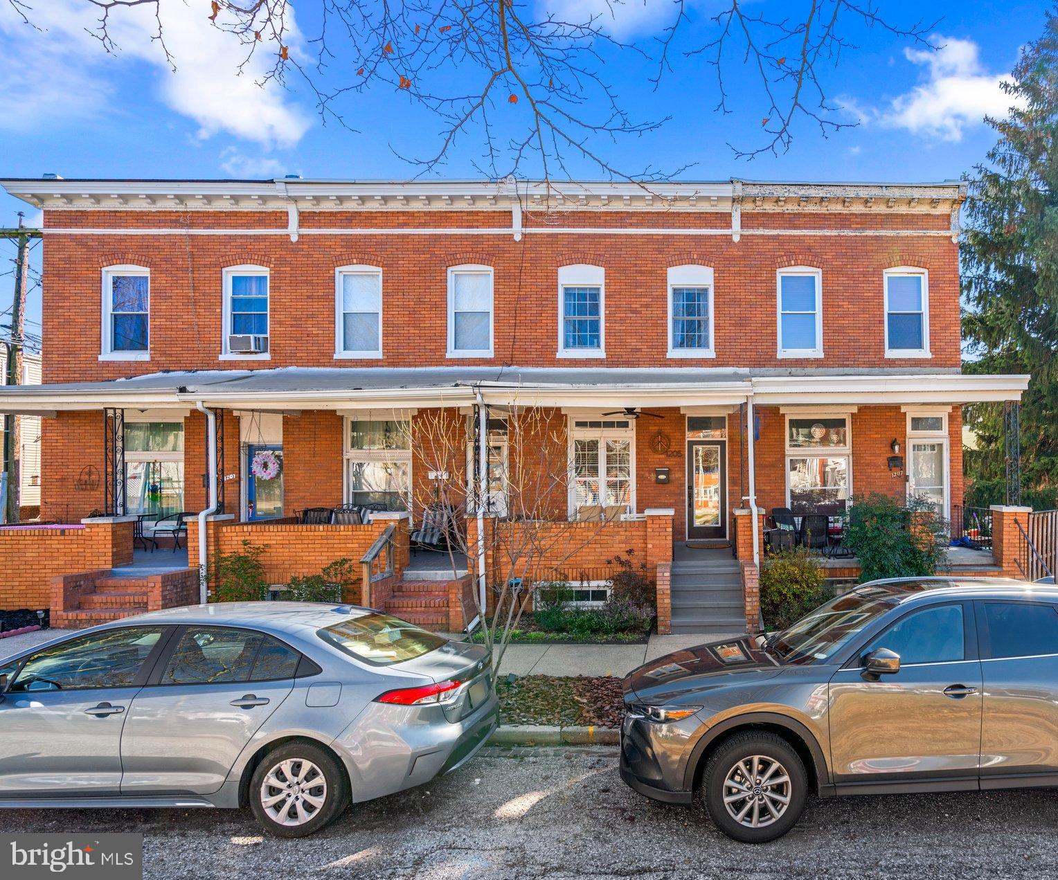 HAMPDEN HISTORIC DISTRICT - Residential