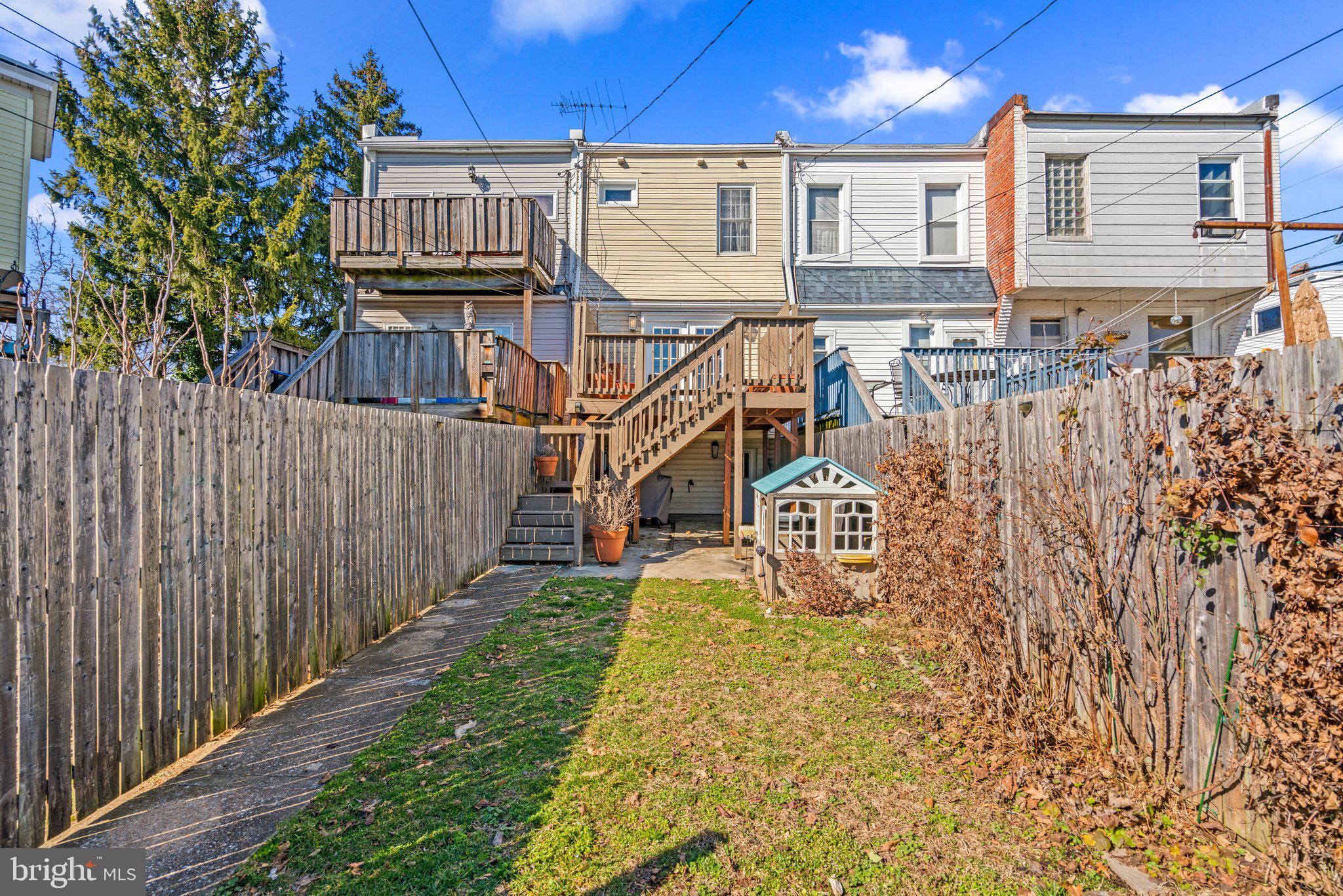 HAMPDEN HISTORIC DISTRICT - Residential