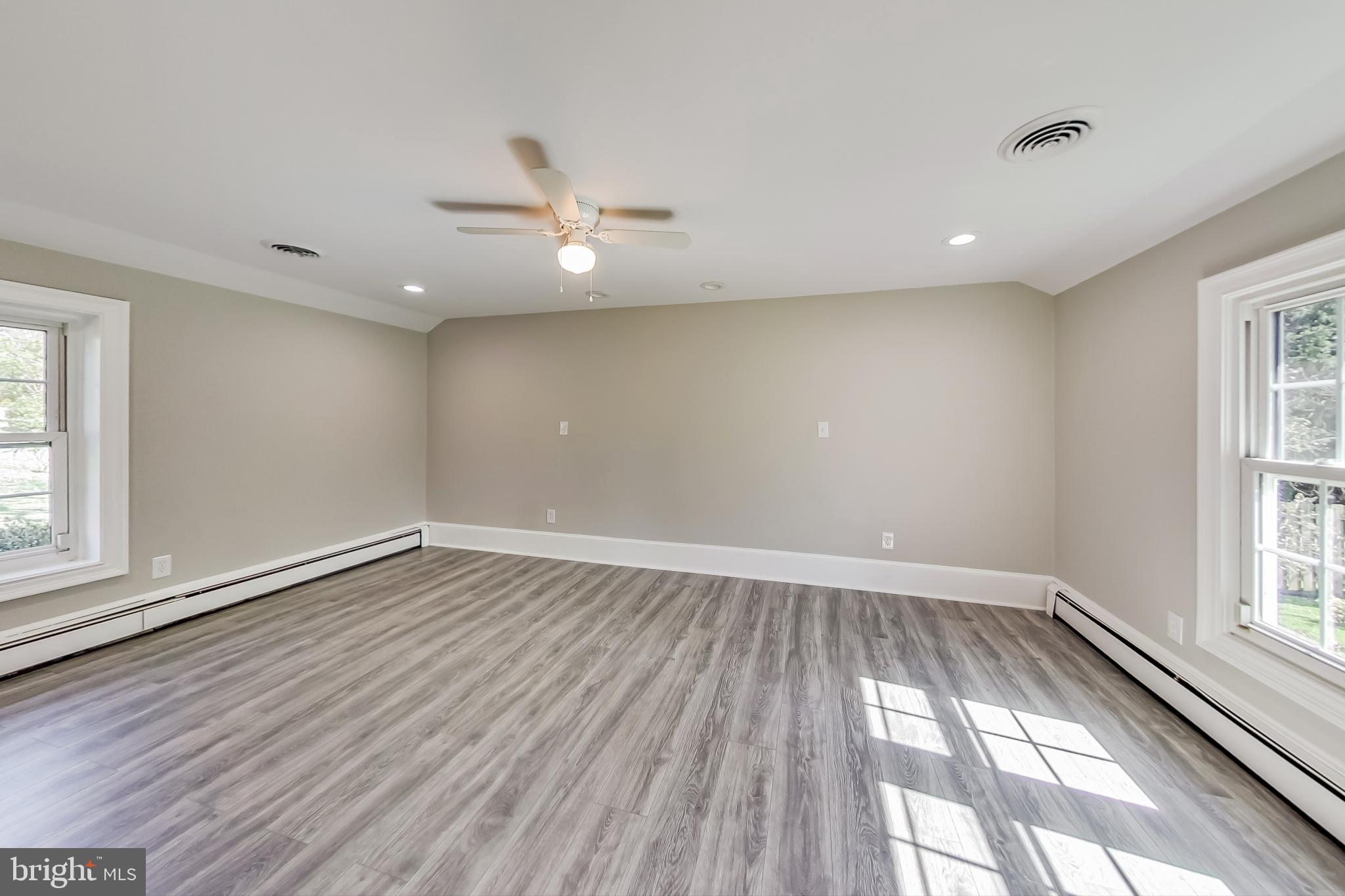 BEVERLY FARMS - Residential