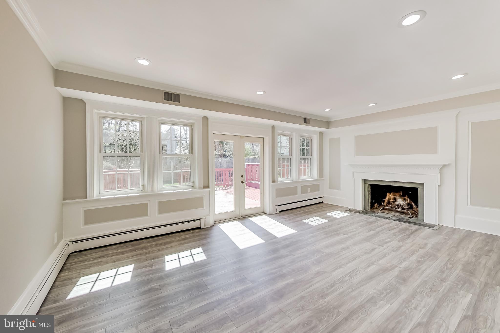 BEVERLY FARMS - Residential