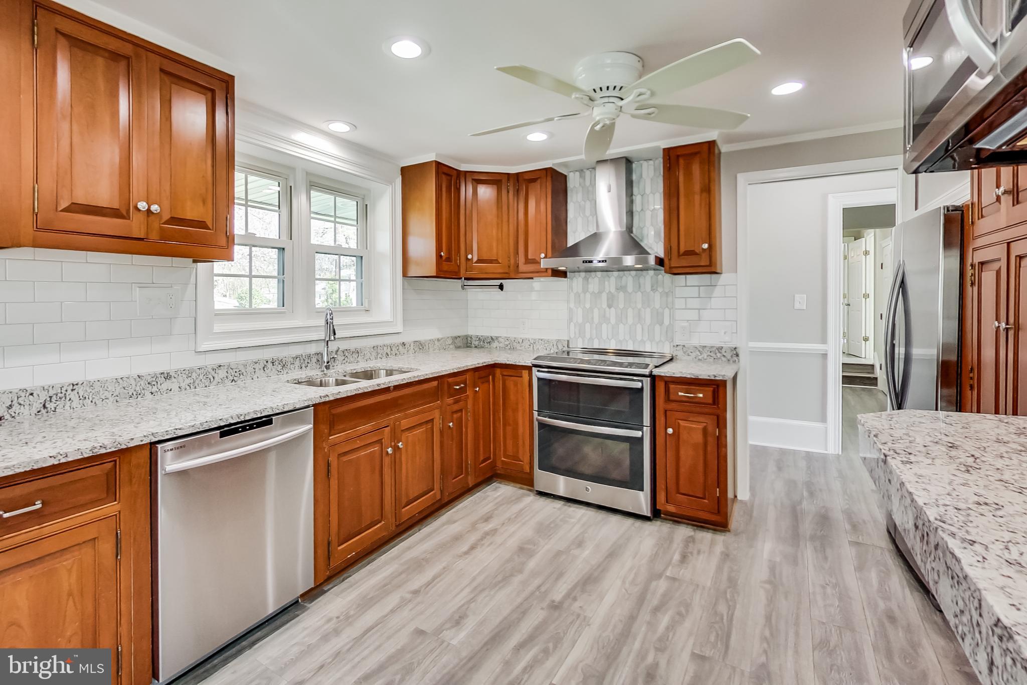 BEVERLY FARMS - Residential