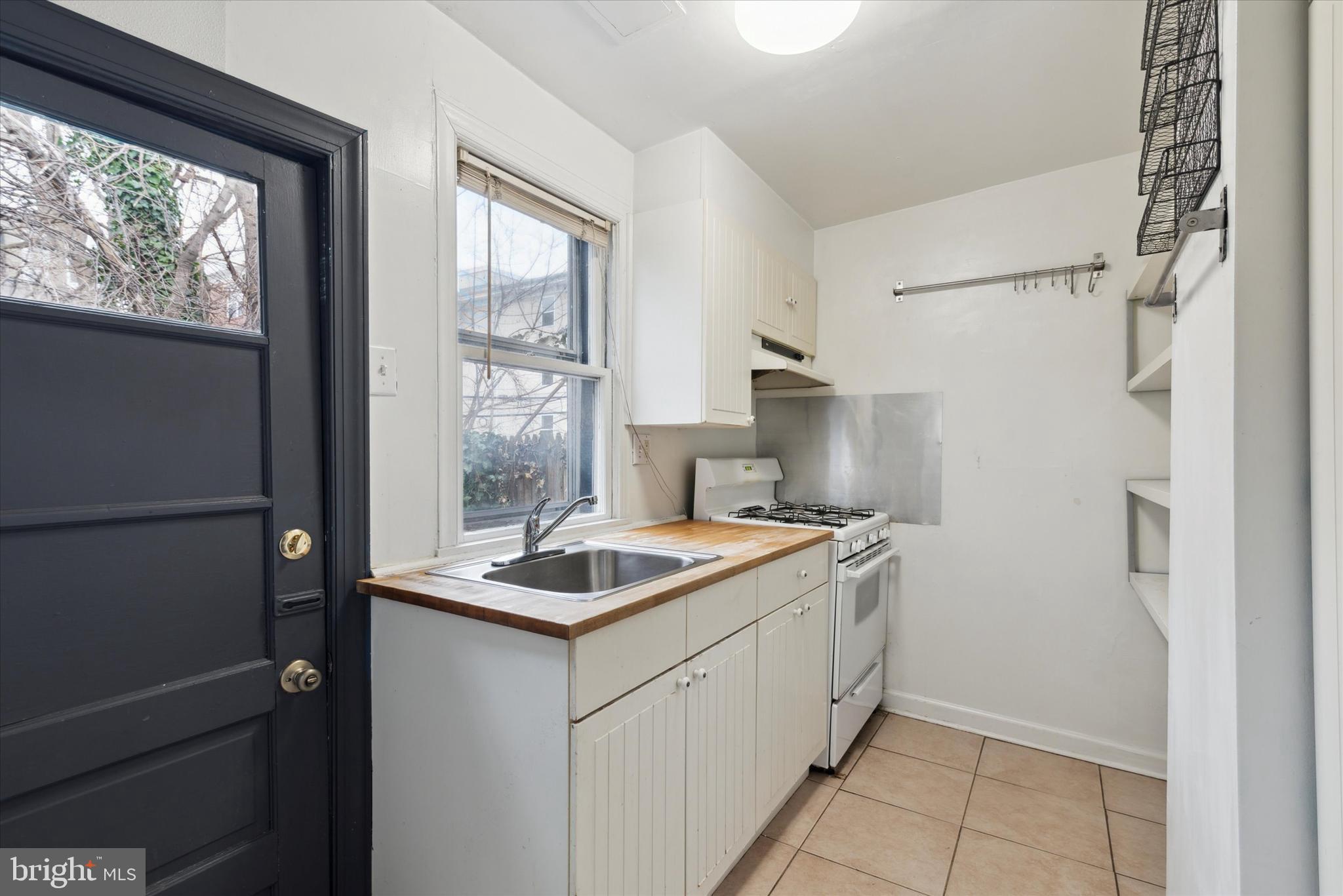 MANTUA - Residential