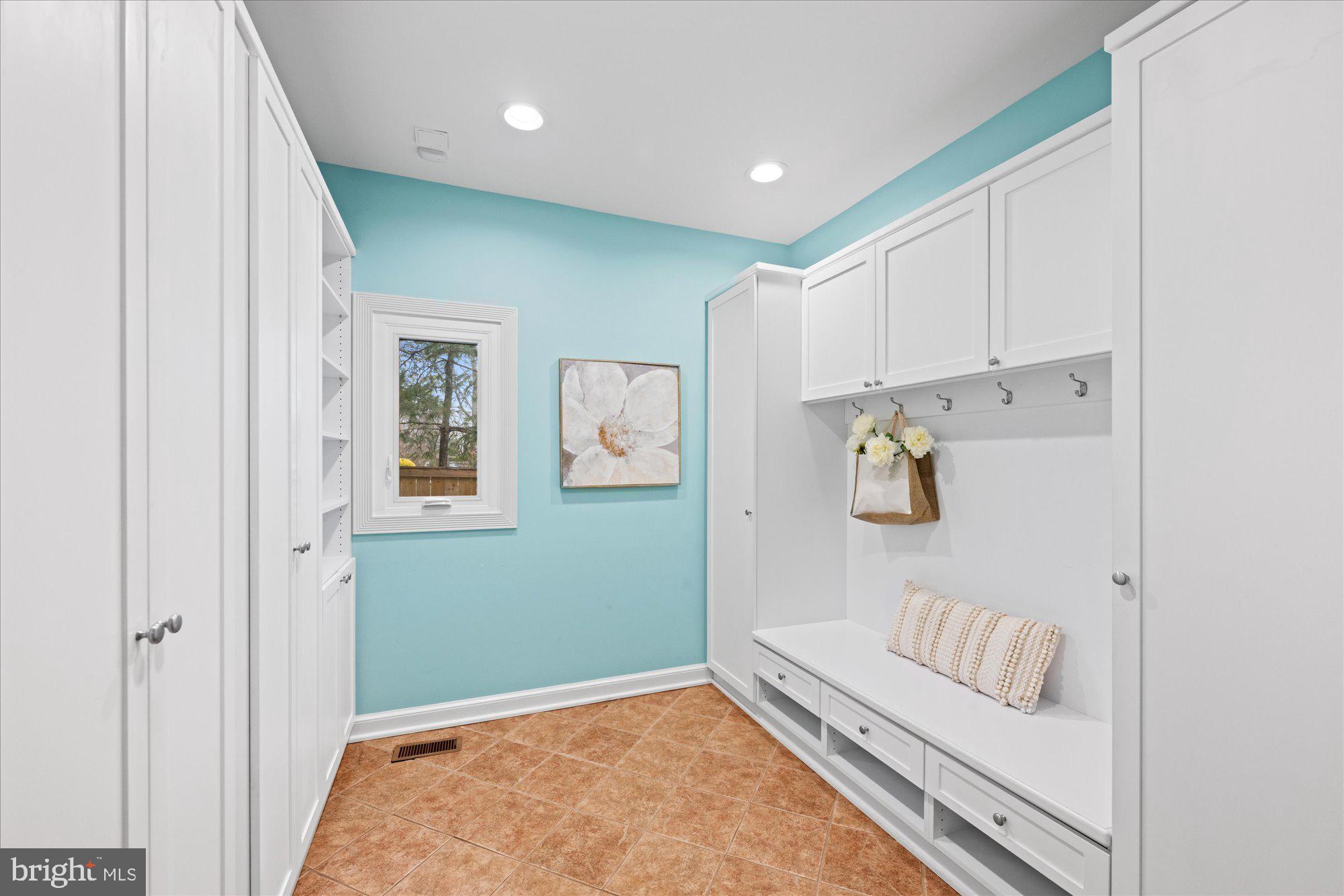 MASS AVE HIGHLANDS - Residential