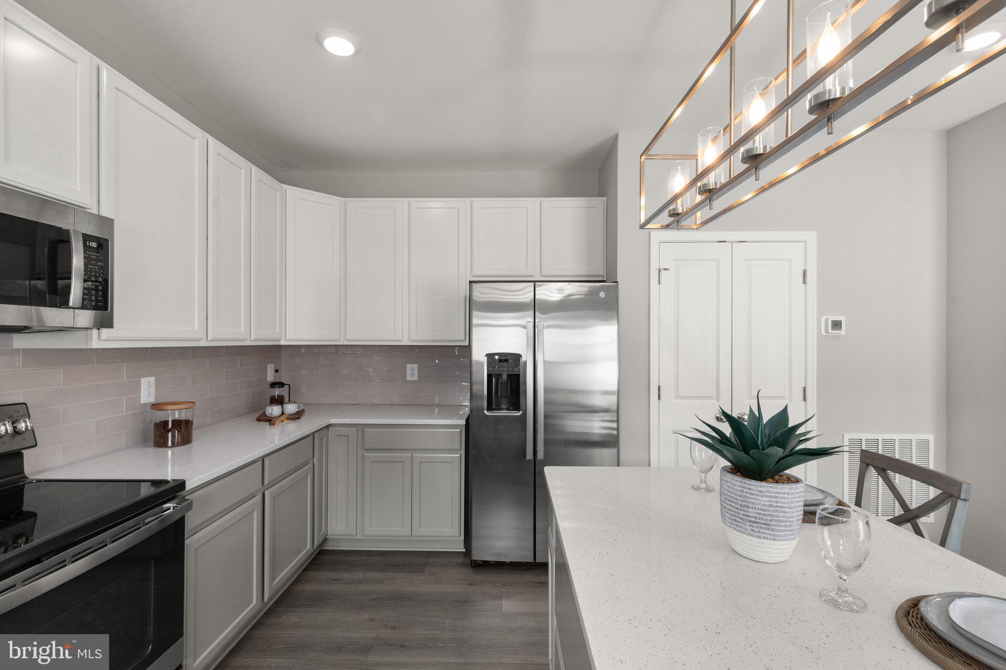 TRIMBLE HILLS - Residential