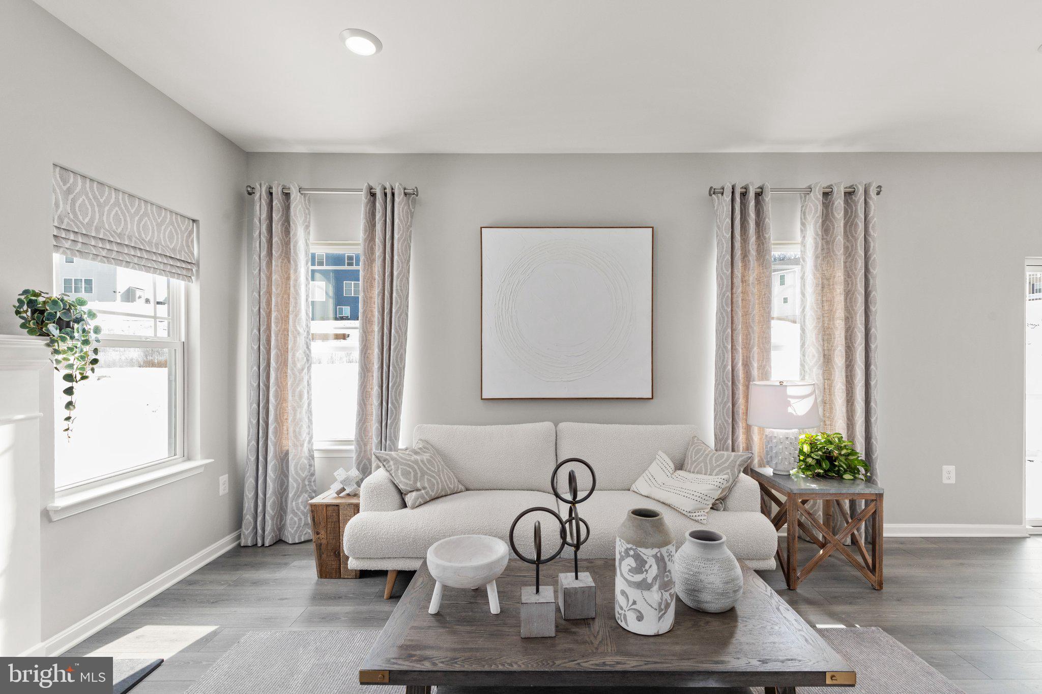 TRIMBLE HILLS - Residential