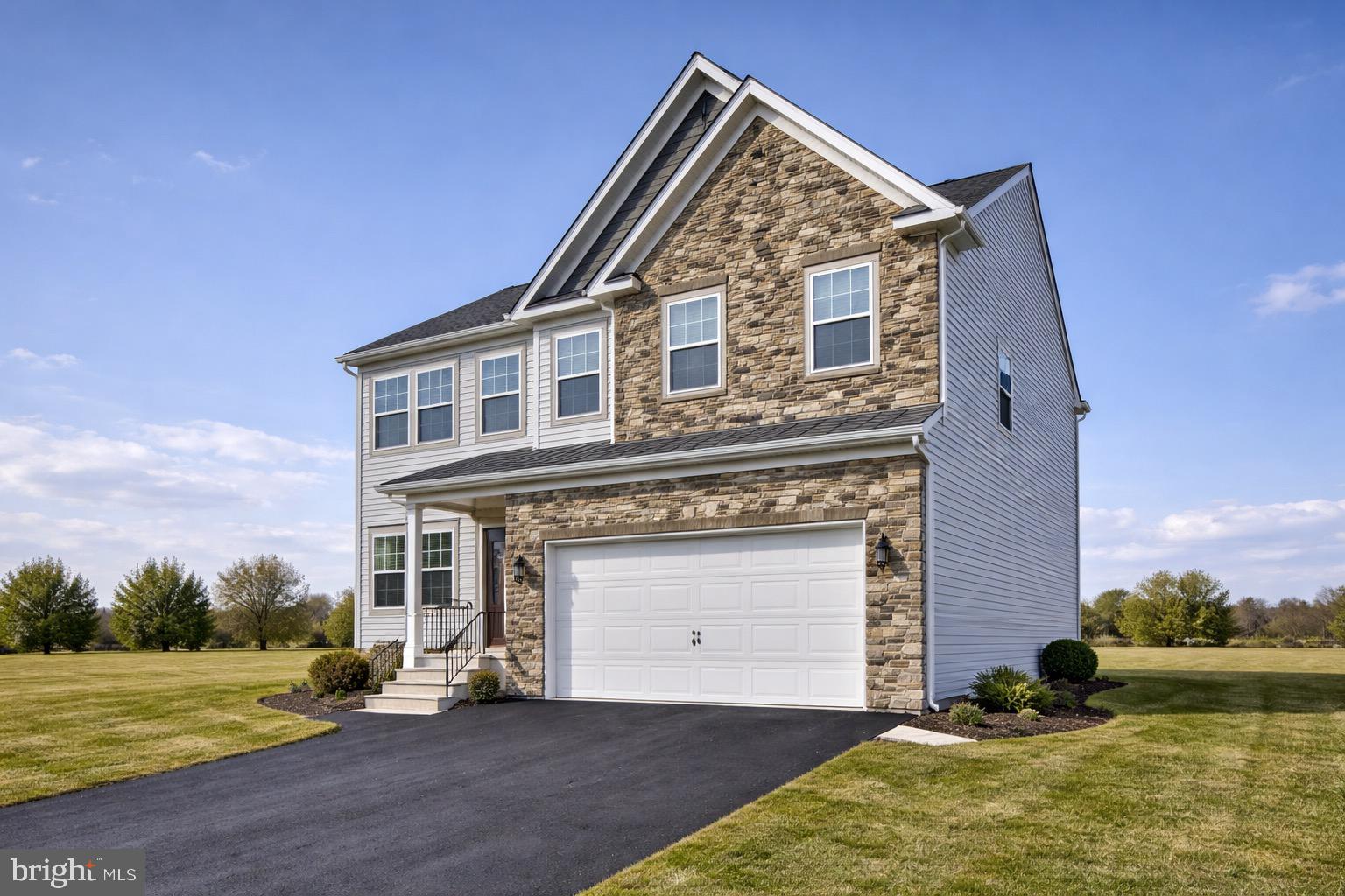 TRIMBLE HILLS - Residential