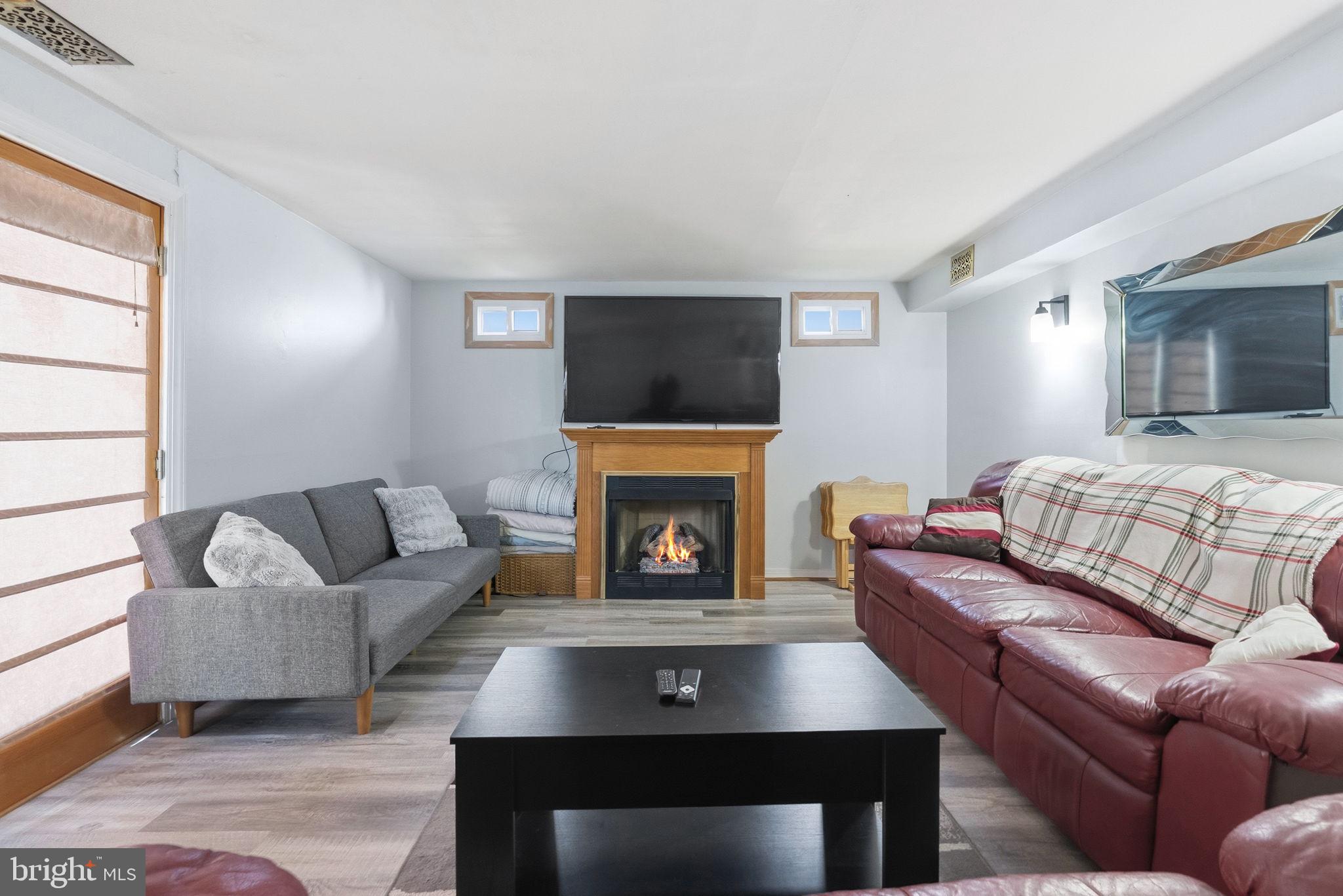 PINE VALLEY - Residential