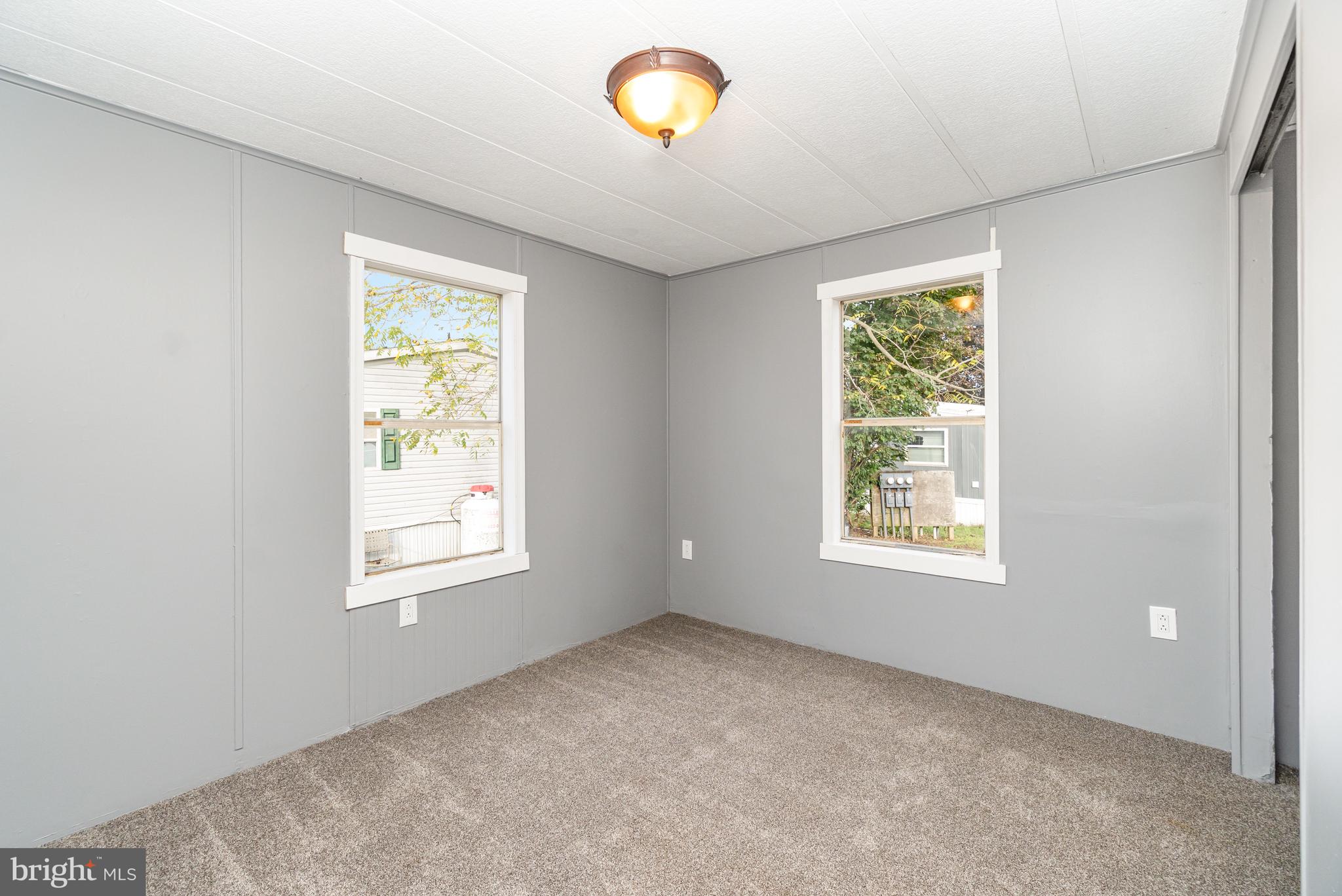 PALM CITY PARK - Residential