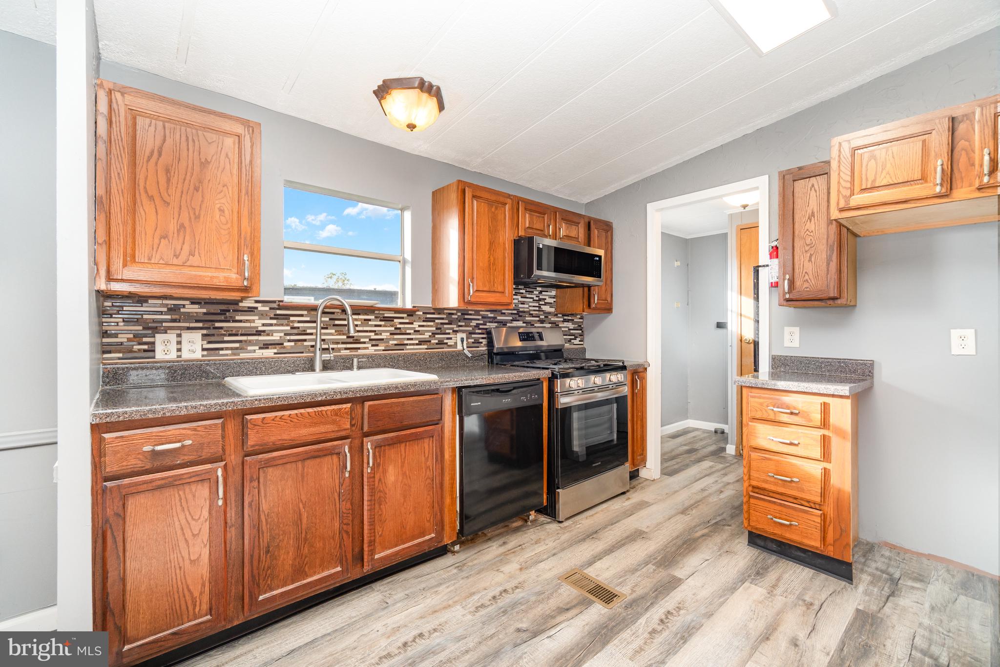 PALM CITY PARK - Residential