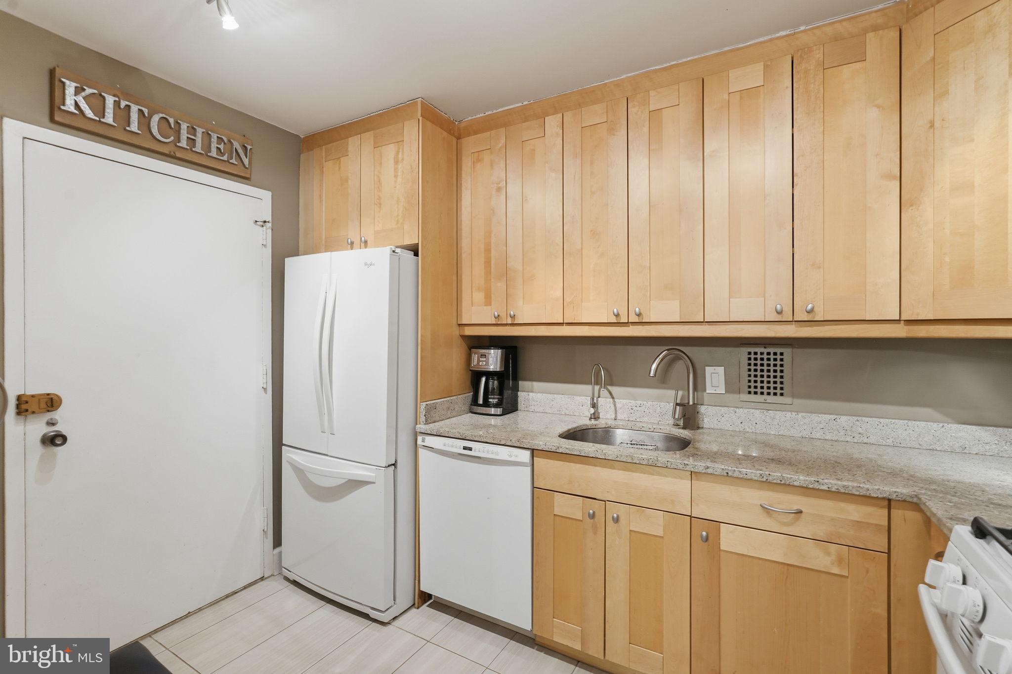 3001 VEAZEY TERRACE NW 923