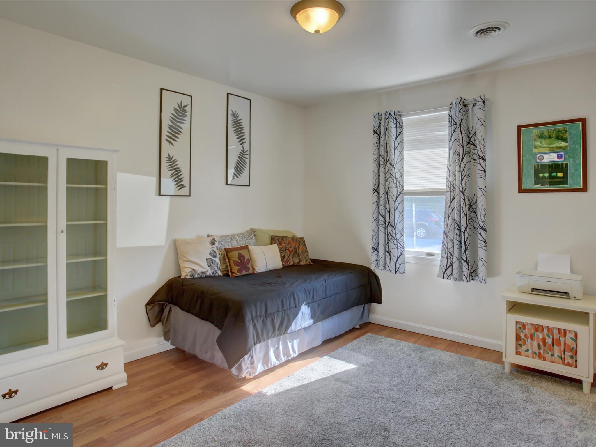 WAYNESBORO - Residential