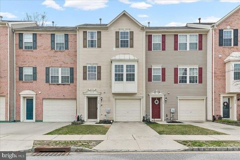 Townhouse For Sale - 366 Concetta Drive<br/> Gloucester County, MOUNT ROYAL, NJ 08061