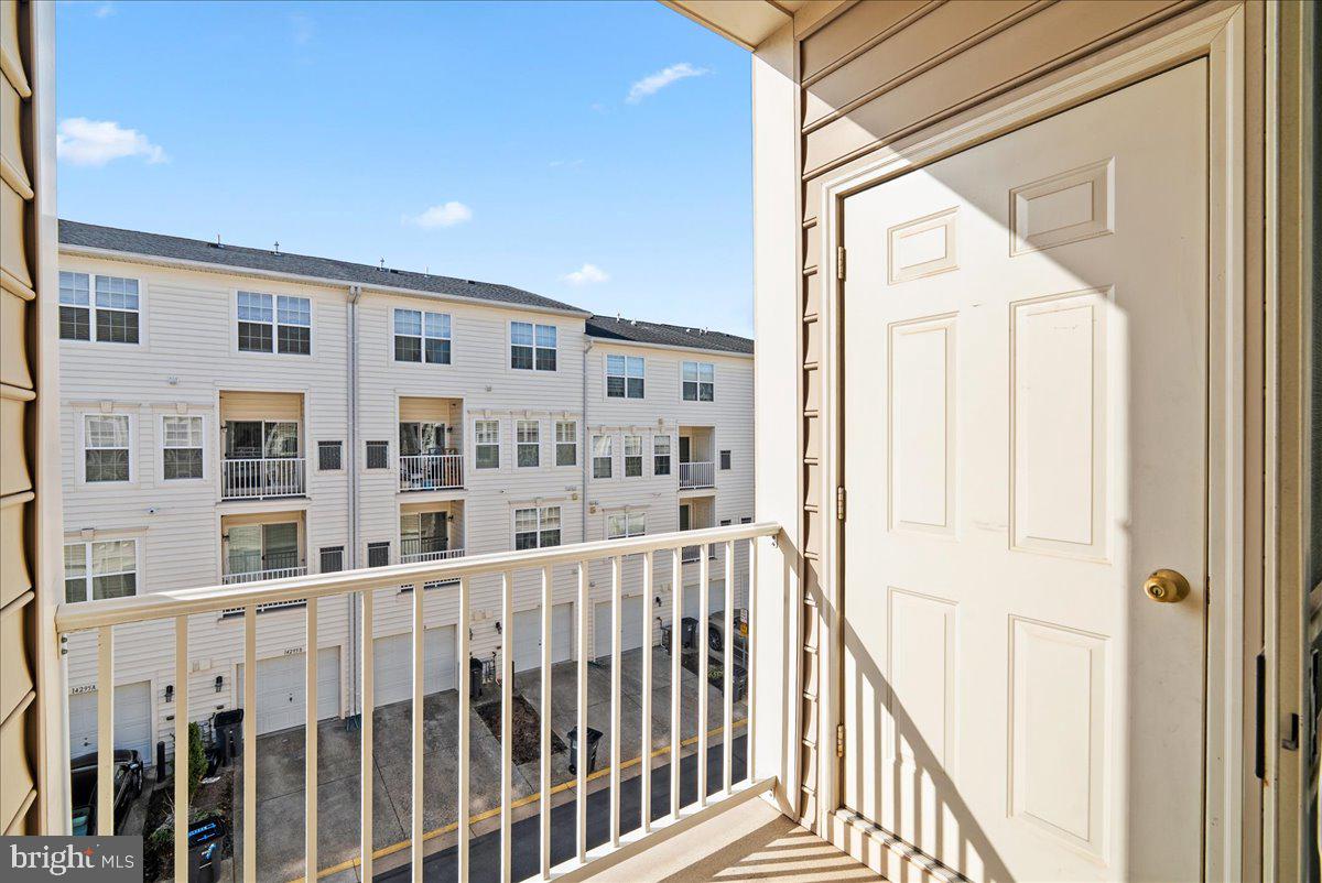 CENTREVILLE CROSSING - Residential