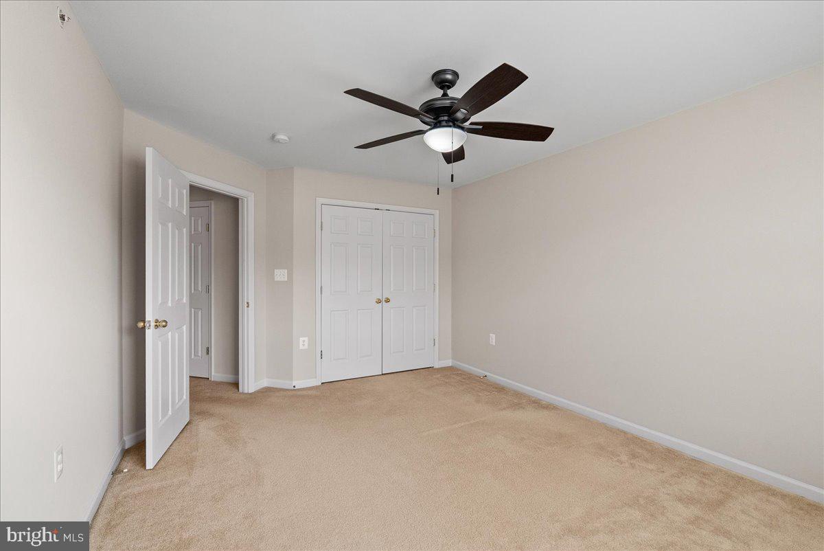 CENTREVILLE CROSSING - Residential