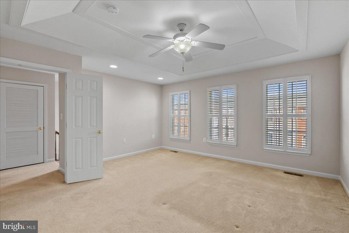 CENTREVILLE CROSSING - Residential