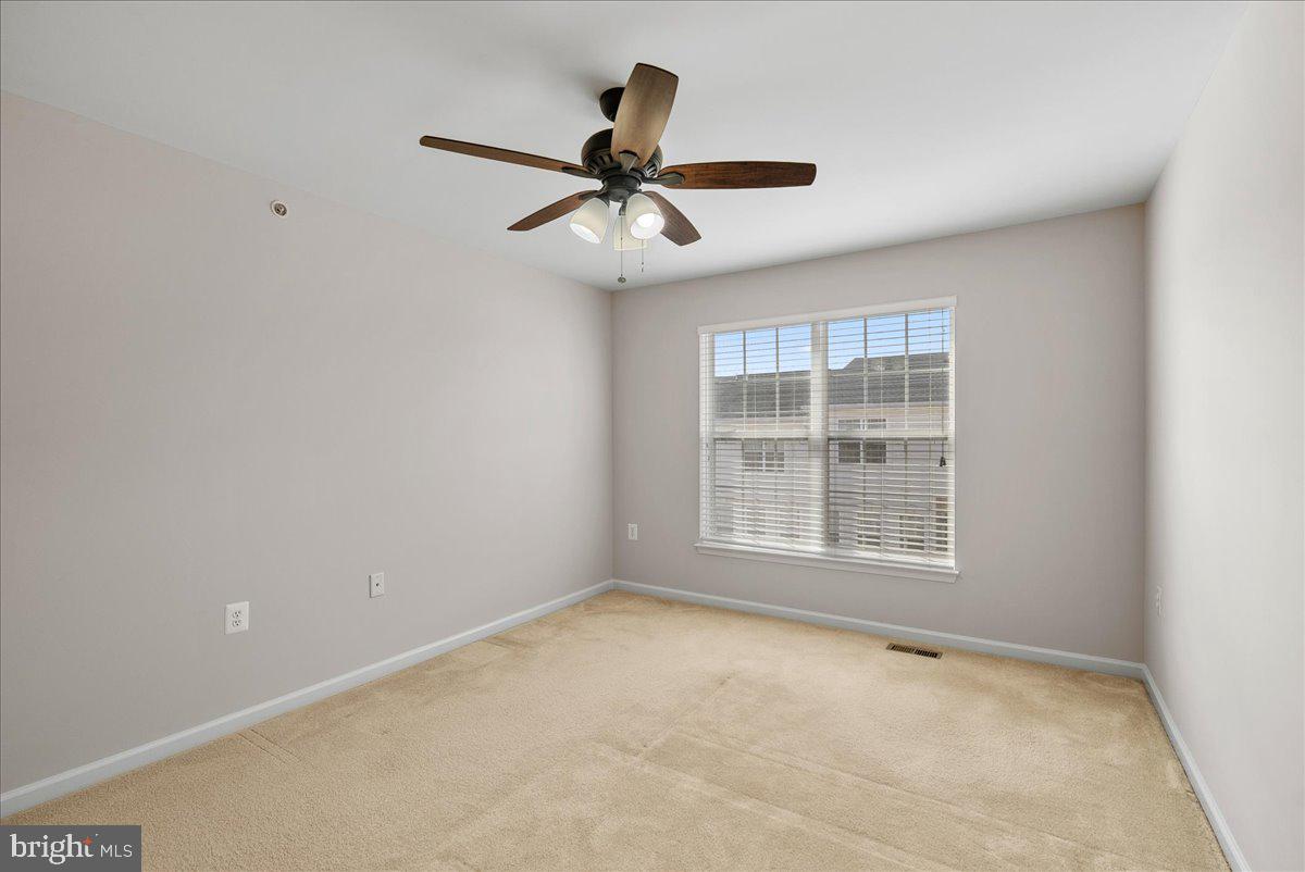 CENTREVILLE CROSSING - Residential