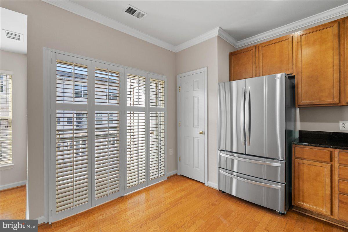 CENTREVILLE CROSSING - Residential