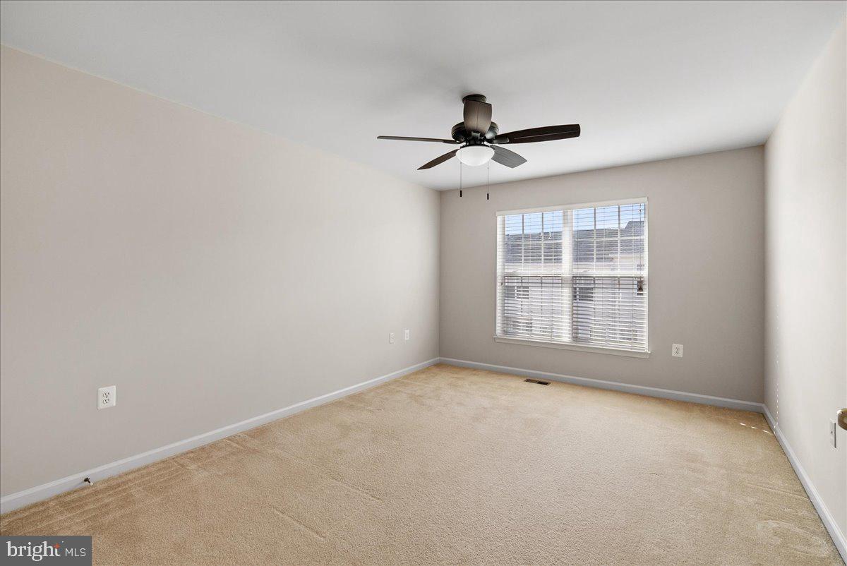 CENTREVILLE CROSSING - Residential