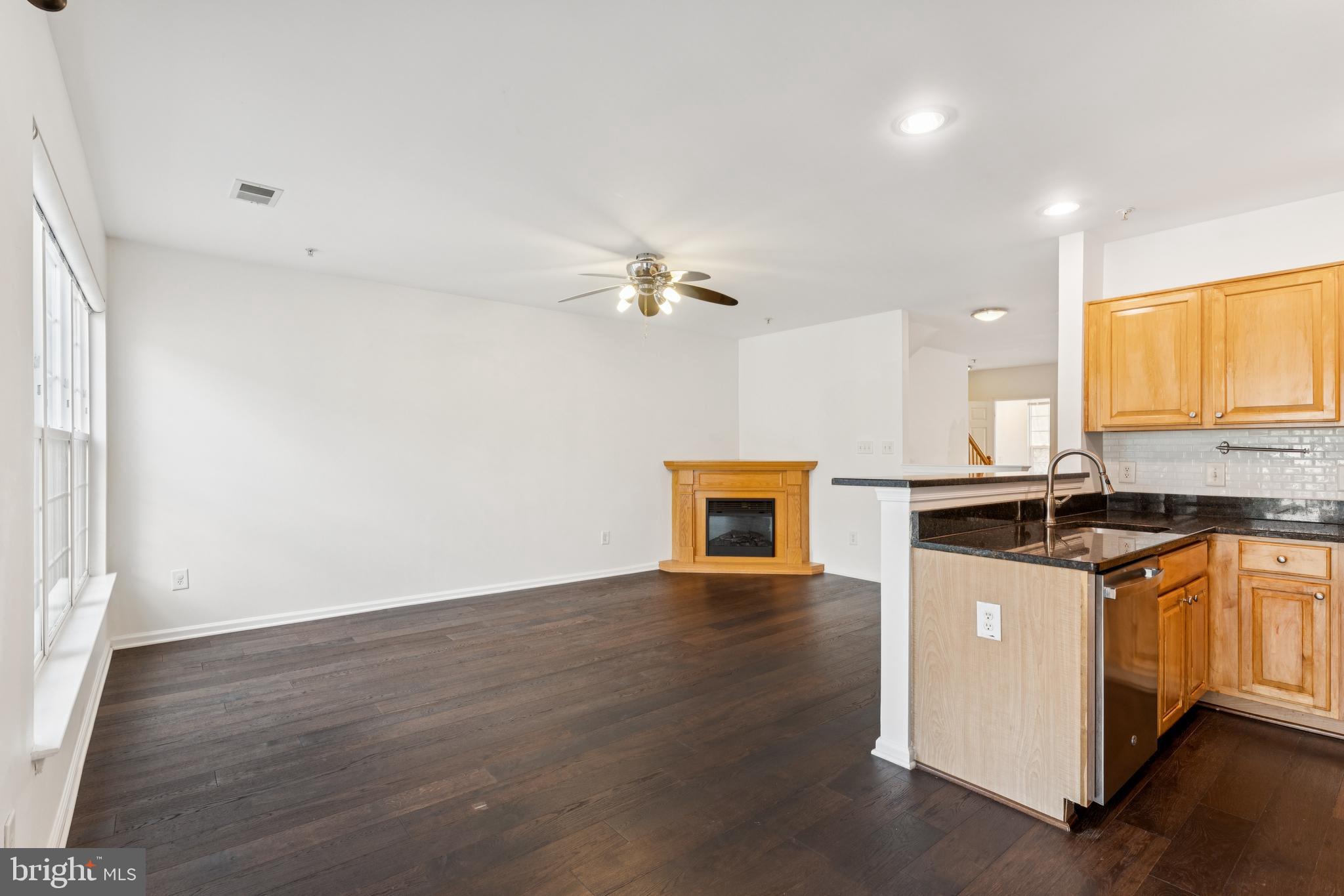 11357 KING GEORGE DRIVE 10