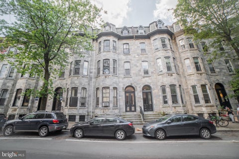 Townhouse For Rent - 2108 Pine Street #2F<br/> PHILADELPHIA, PA 19103