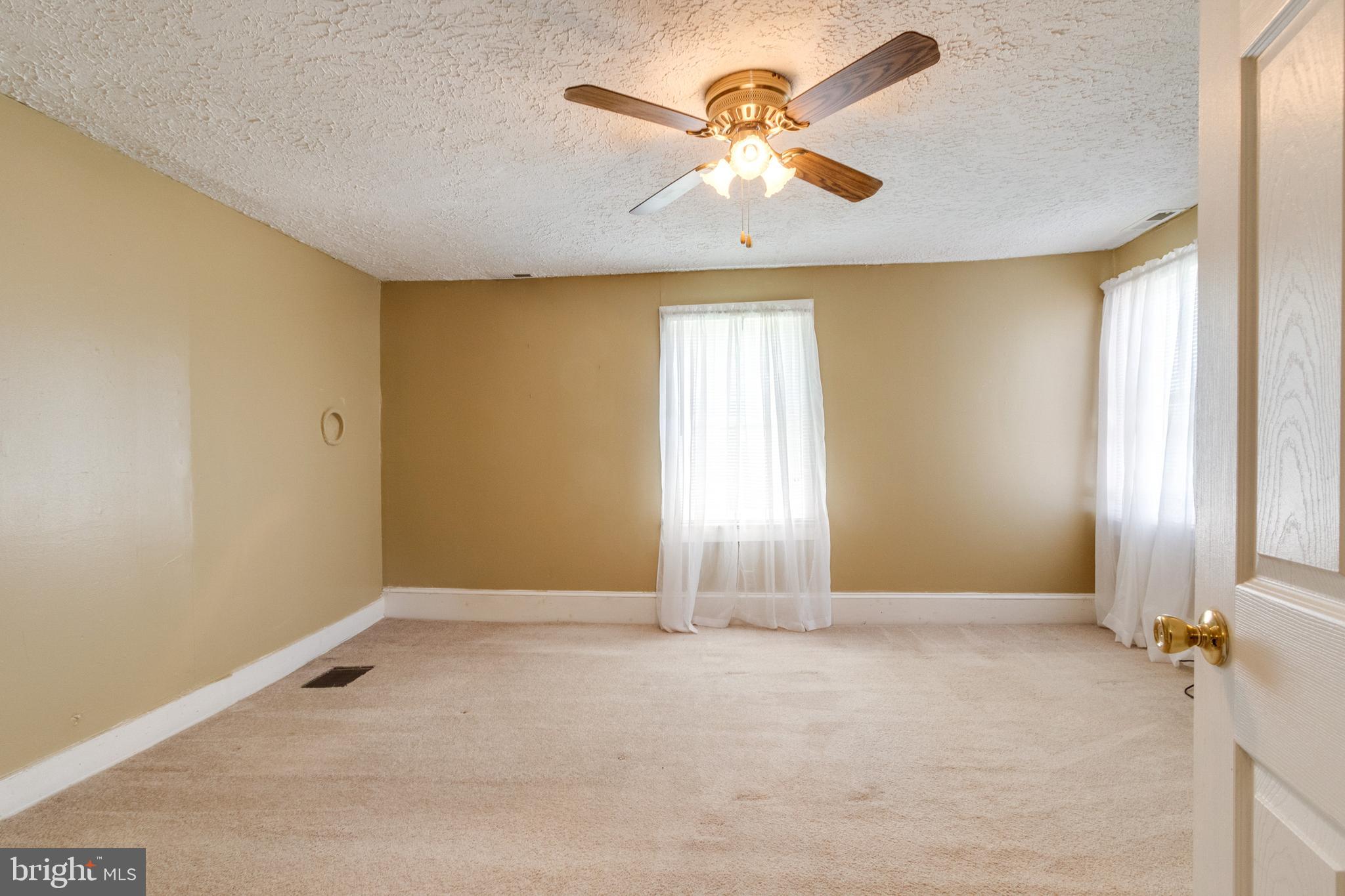 GORDONSVILLE - Residential