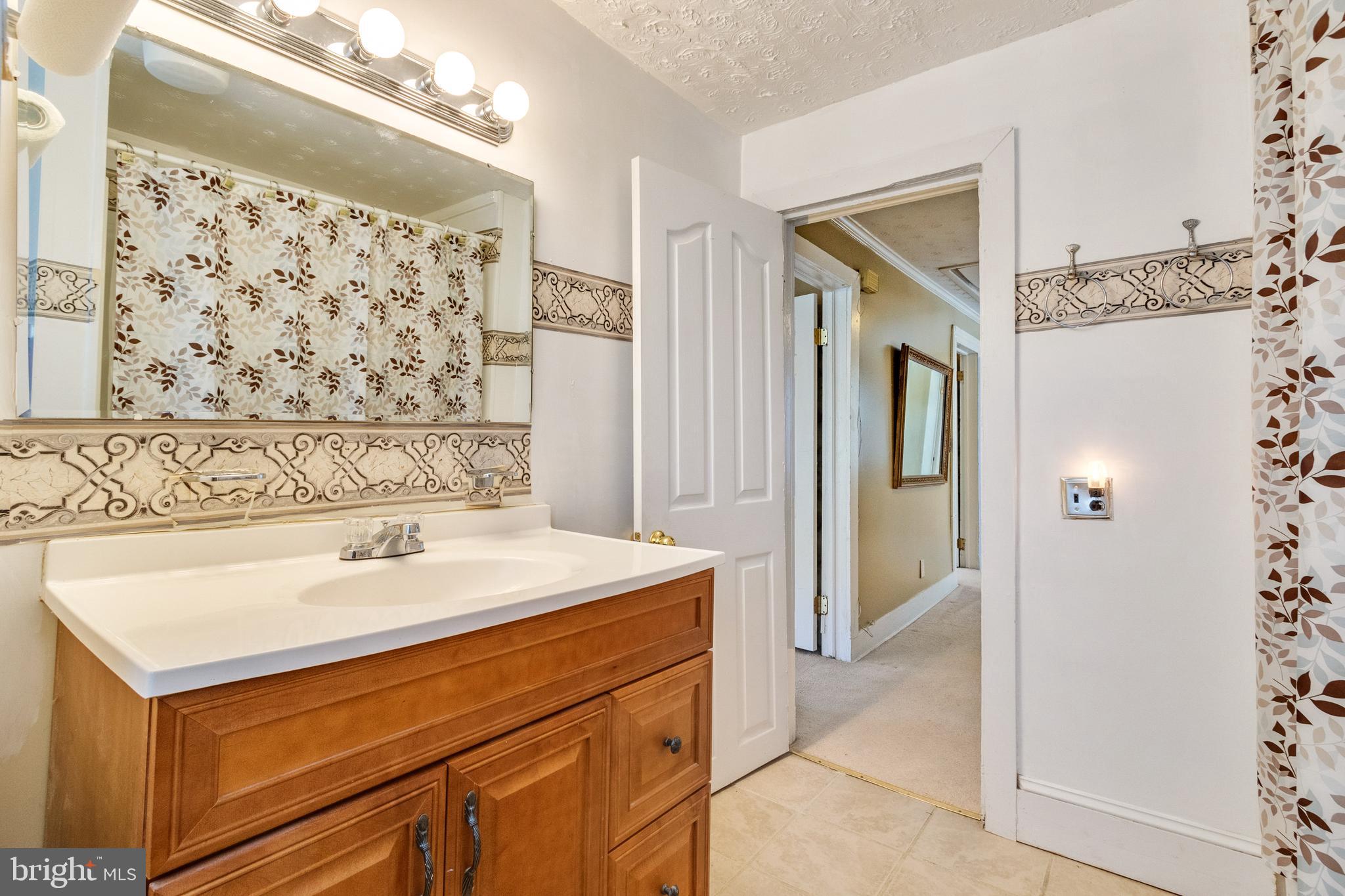 GORDONSVILLE - Residential