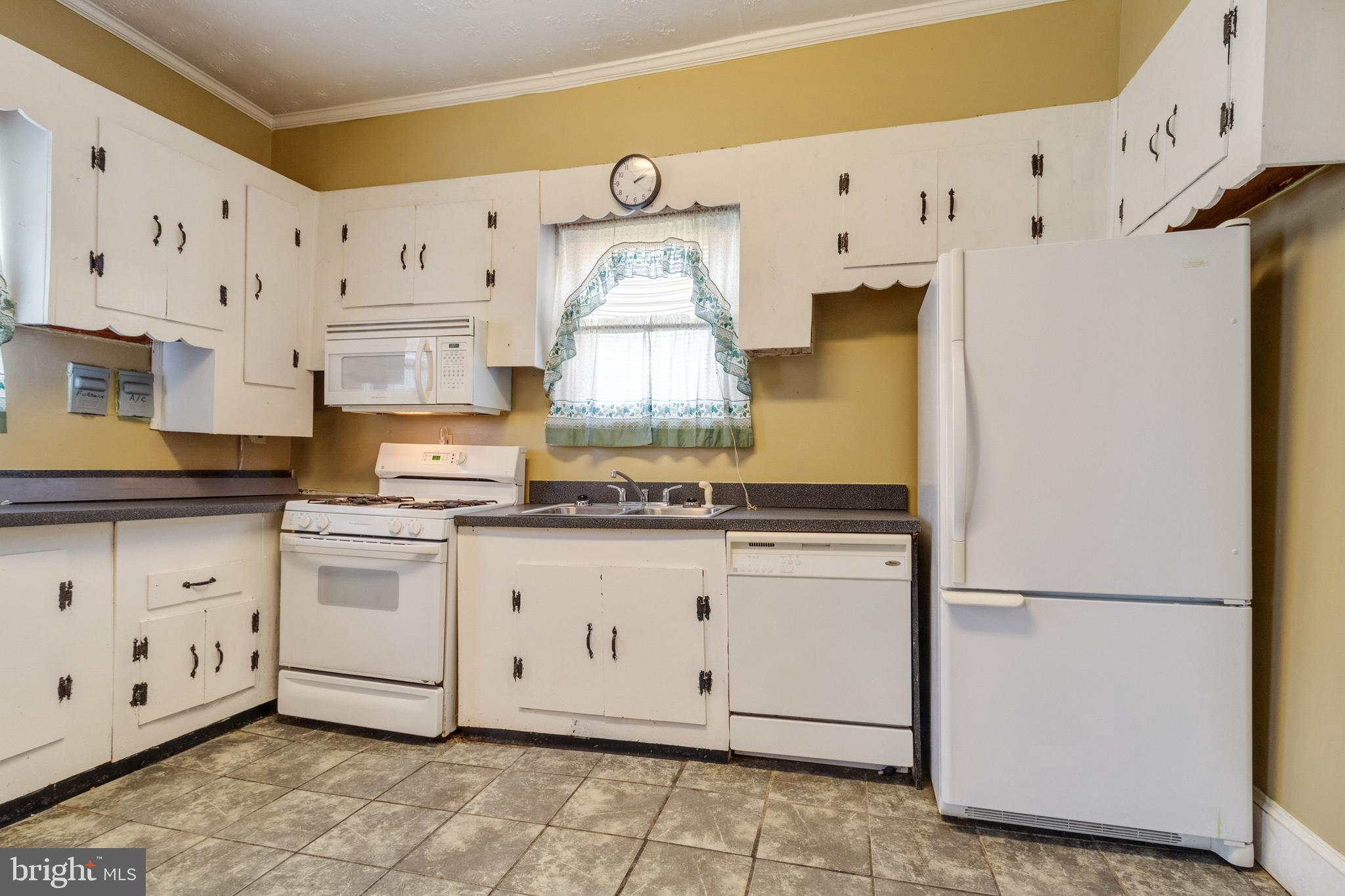 GORDONSVILLE - Residential