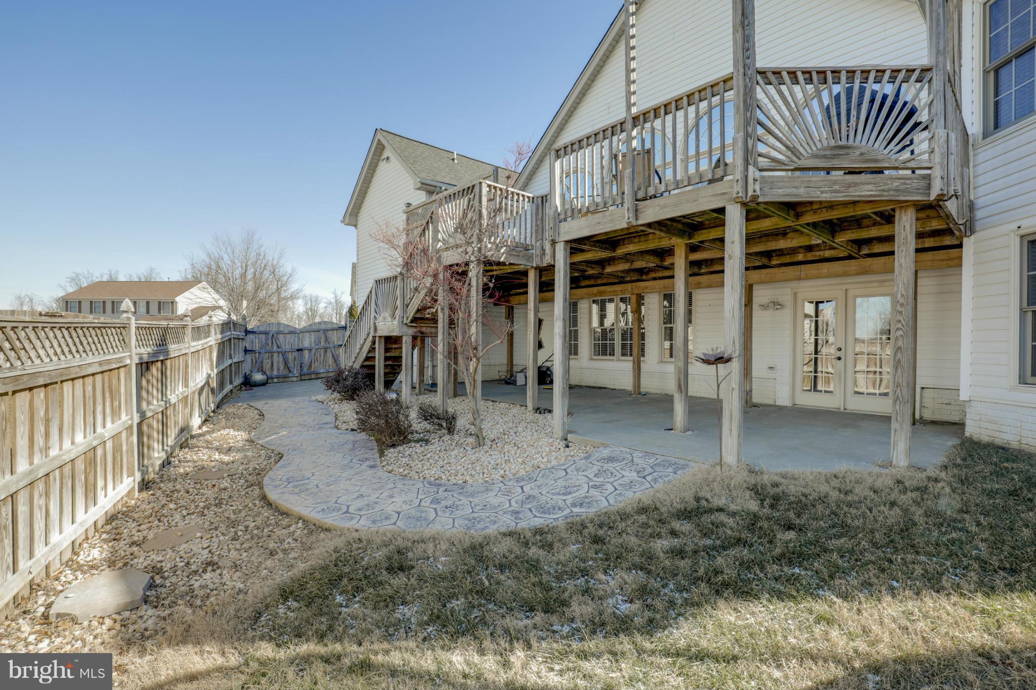 NEWPORT - Residential
