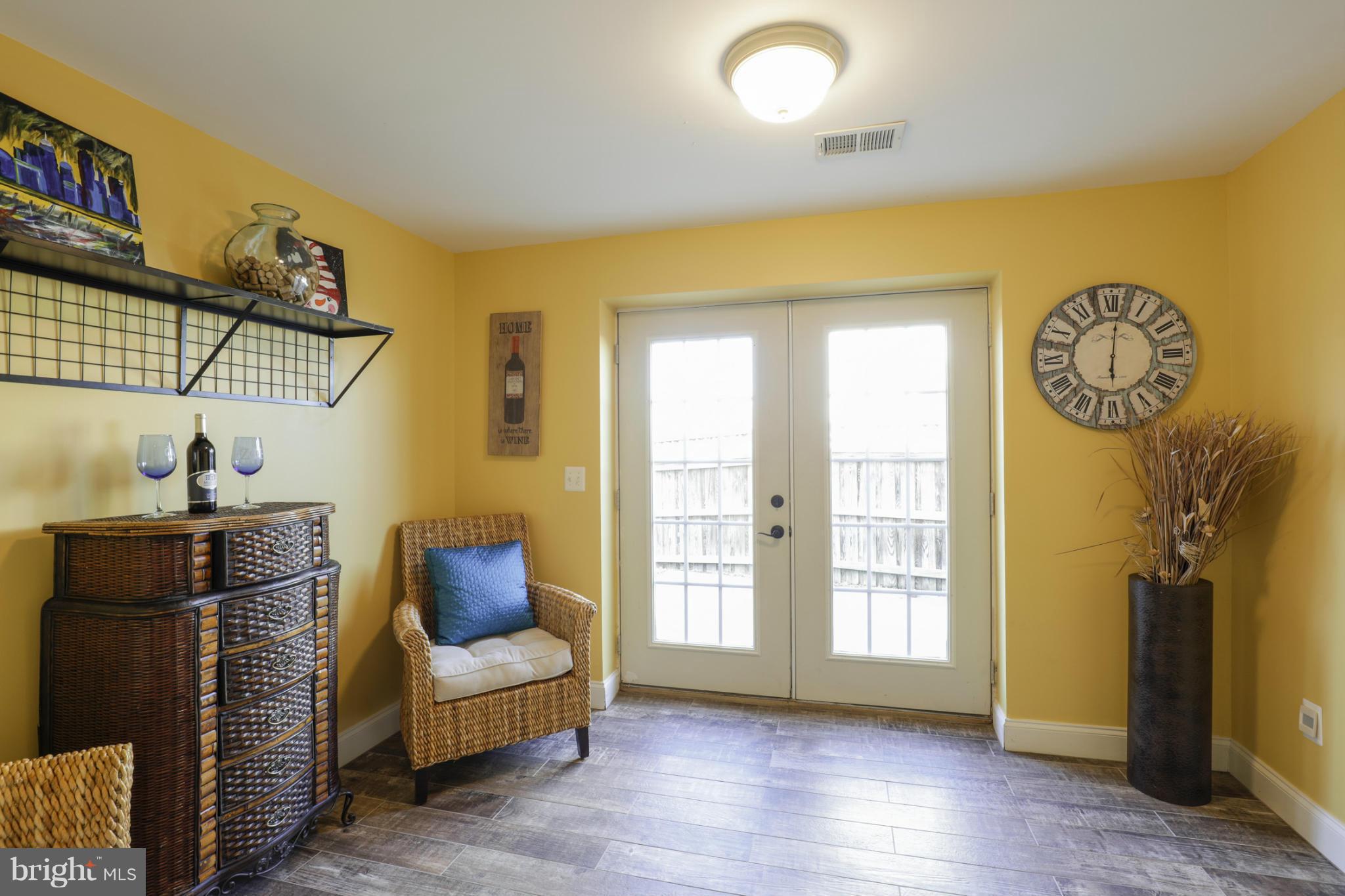 NEWPORT - Residential