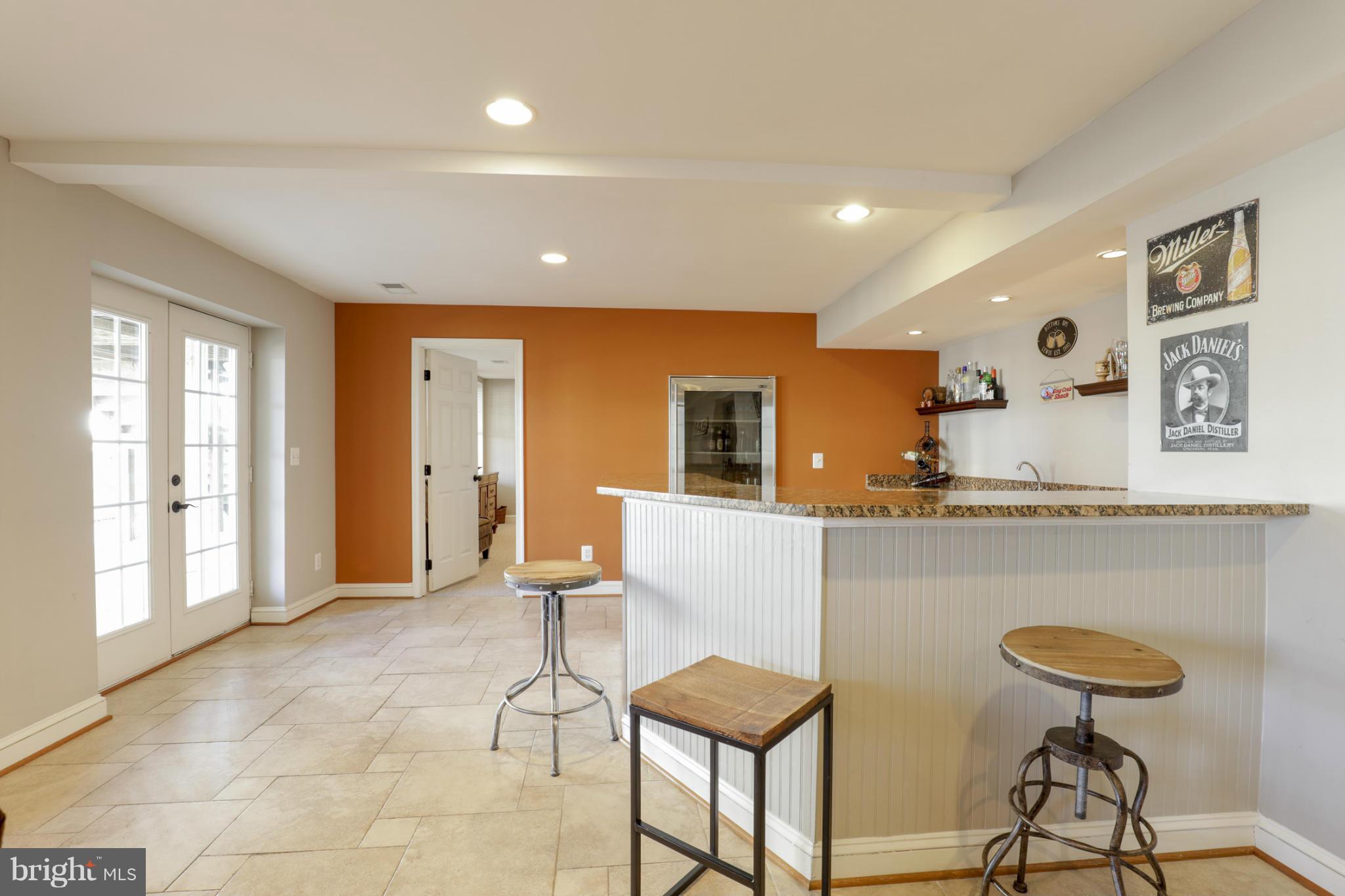 NEWPORT - Residential