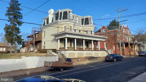 Condo For Rent - 261 N York Street #F<br/> POTTSTOWN, PA 19464