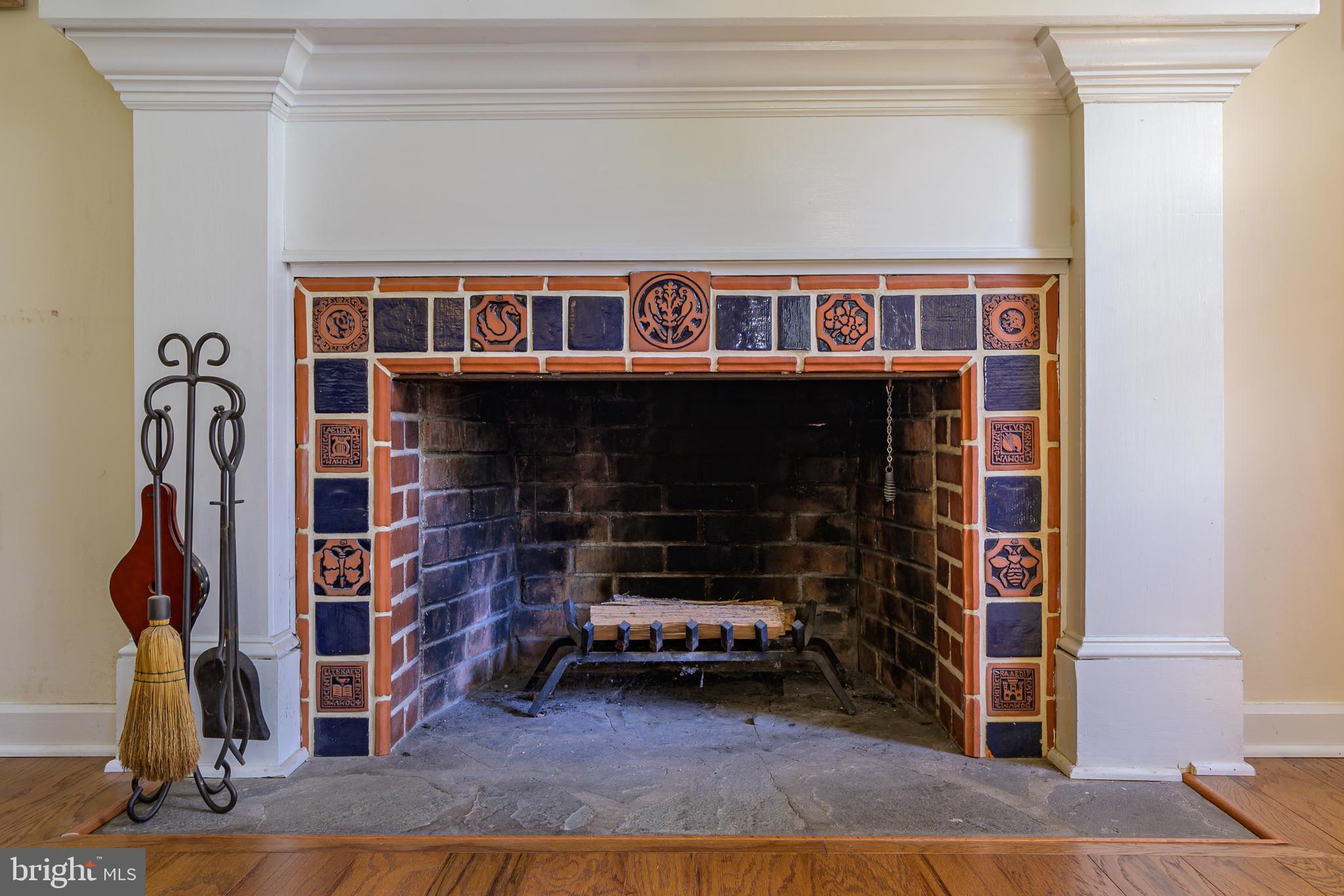 BLYTHEWOOD - Residential