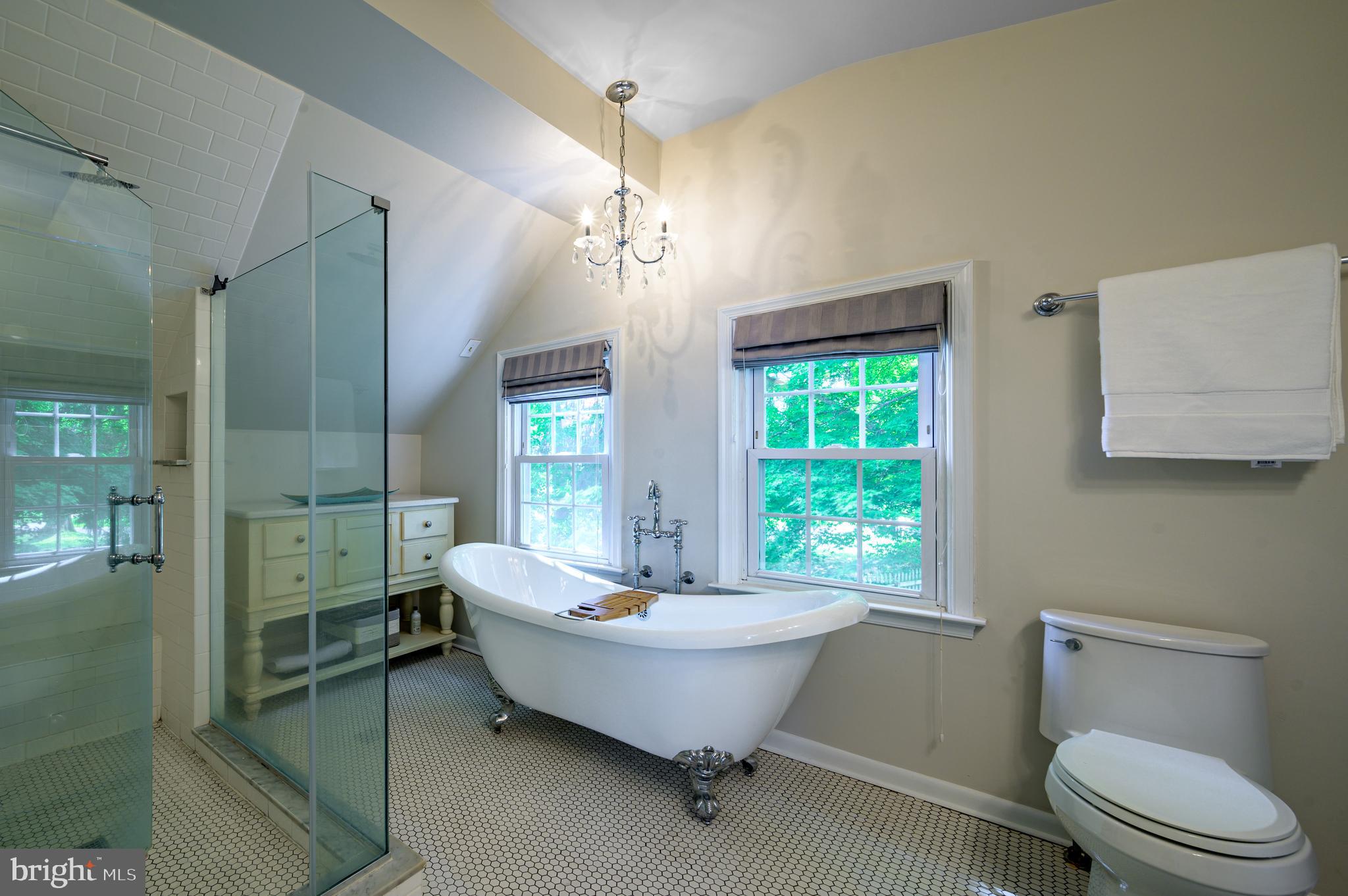 BLYTHEWOOD - Residential