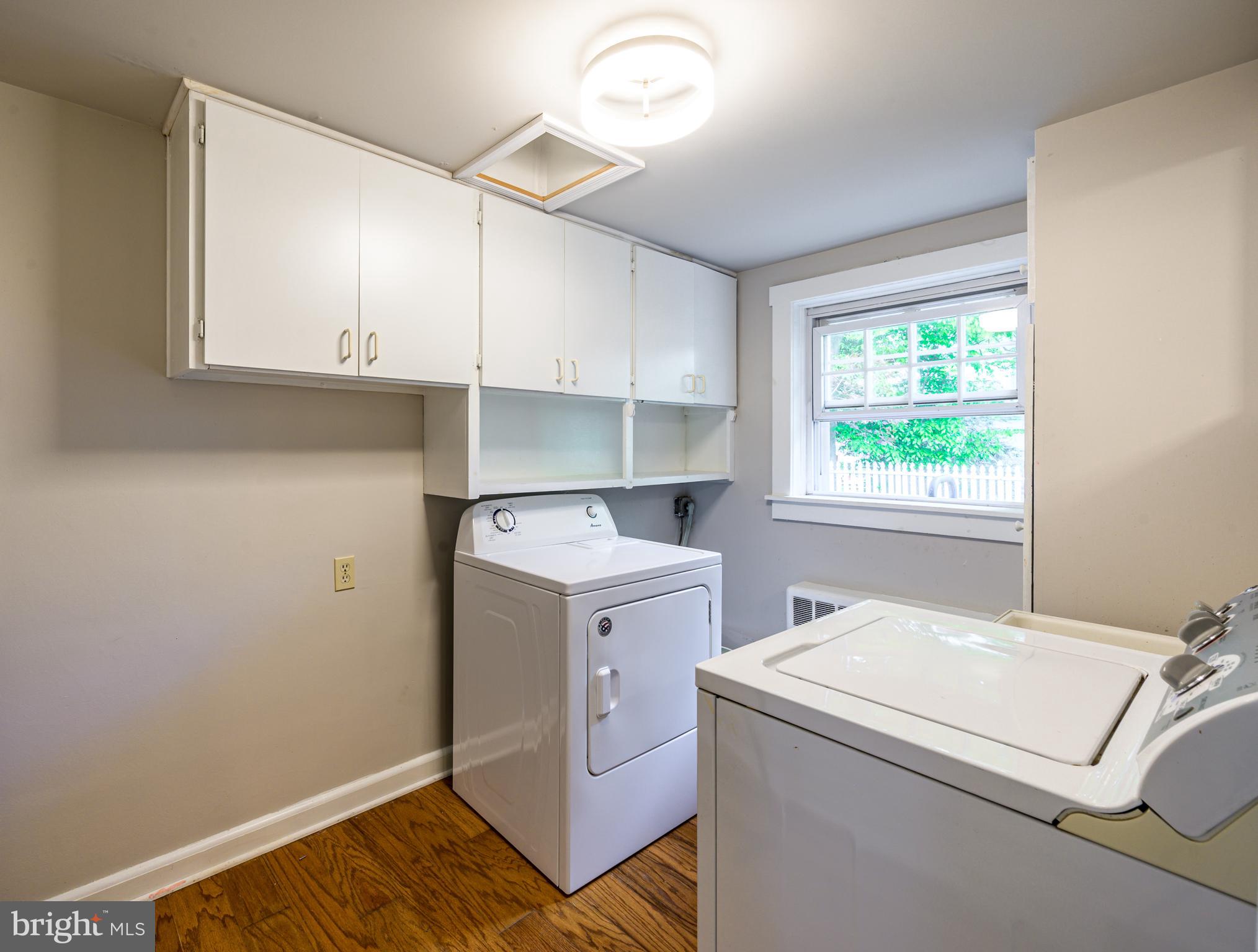 BLYTHEWOOD - Residential