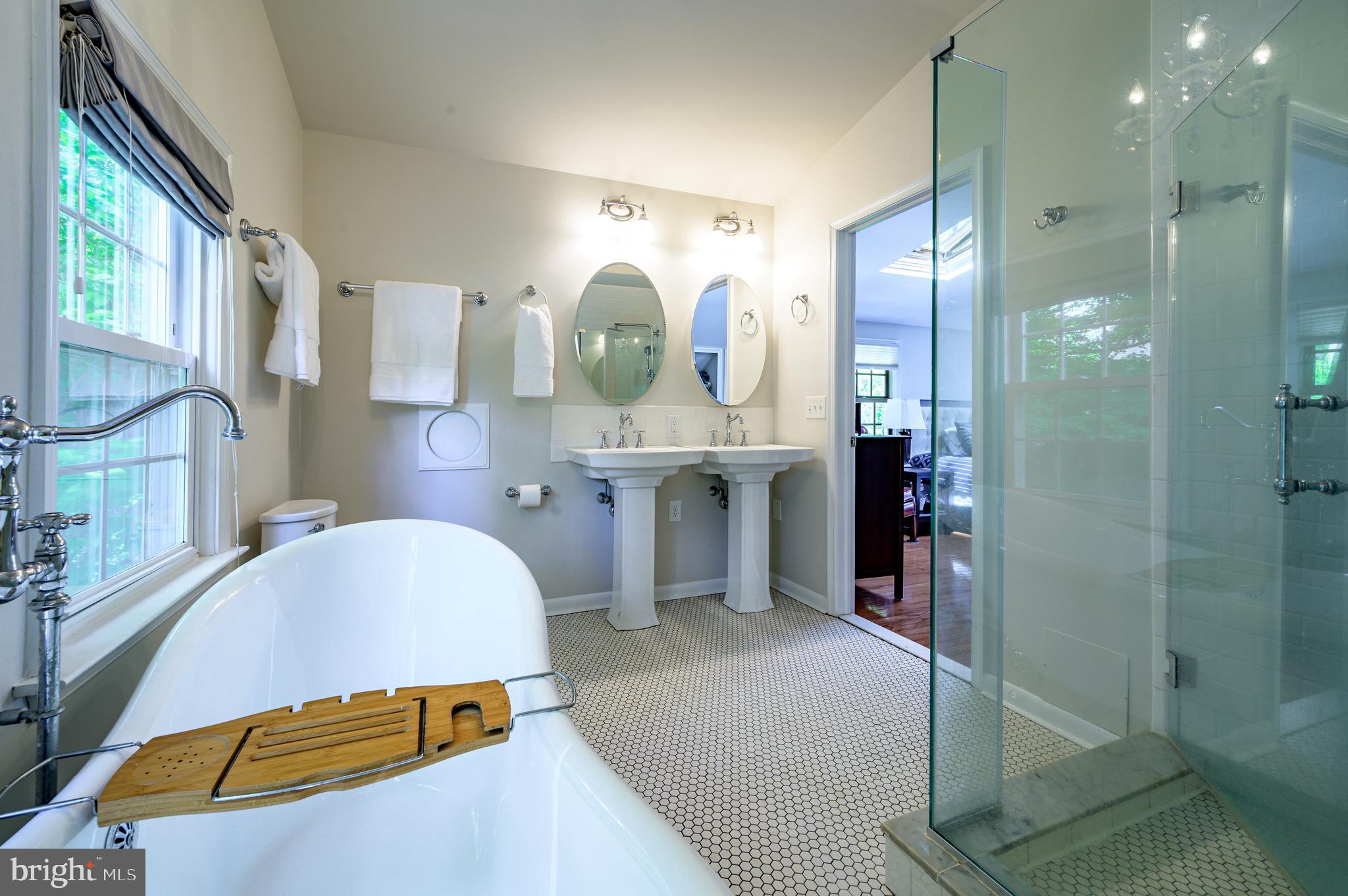 BLYTHEWOOD - Residential