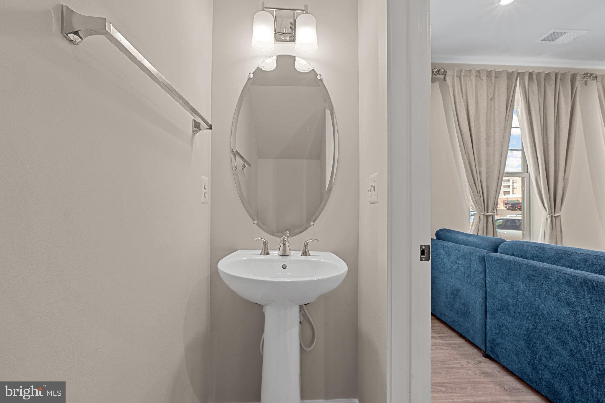 MANASSAS PARK - Residential Lease