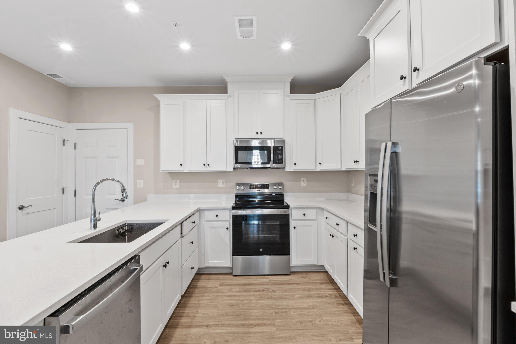 MANASSAS PARK - Residential Lease