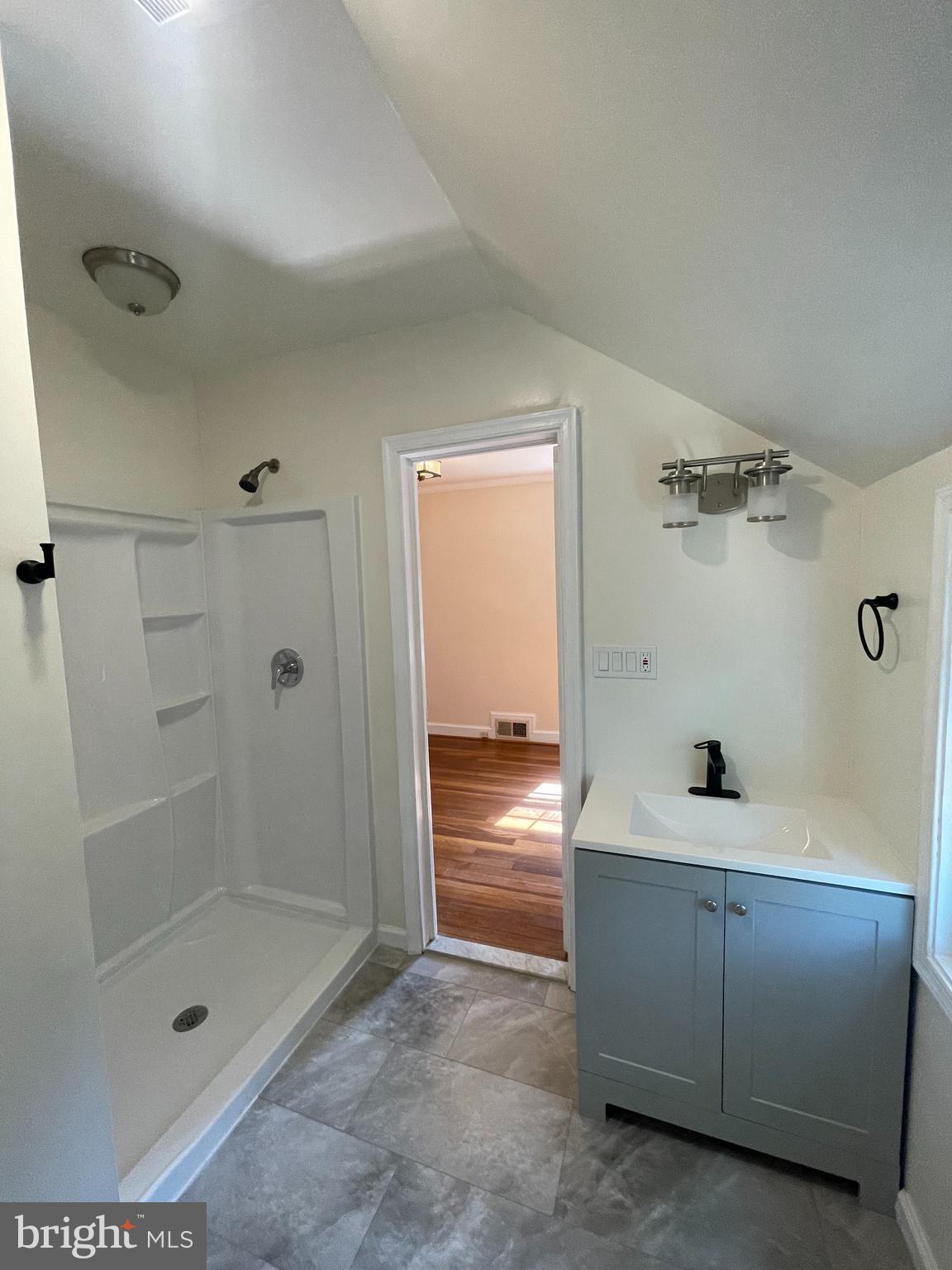 BURNT MILLS - Residential Lease