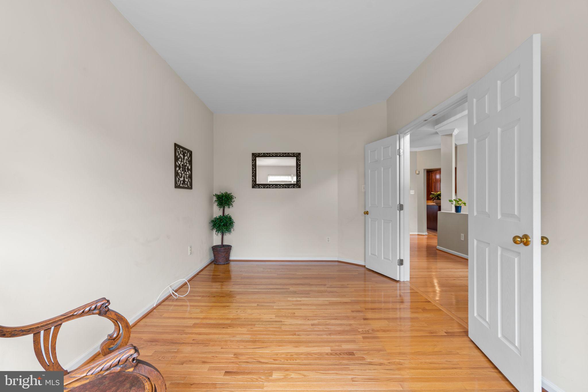13401 QUEENSTOWN LANE