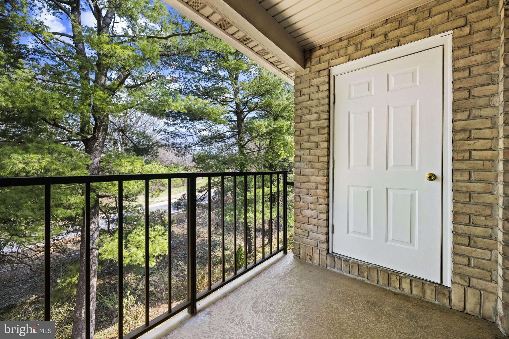 DULANEY TOWERS - Residential