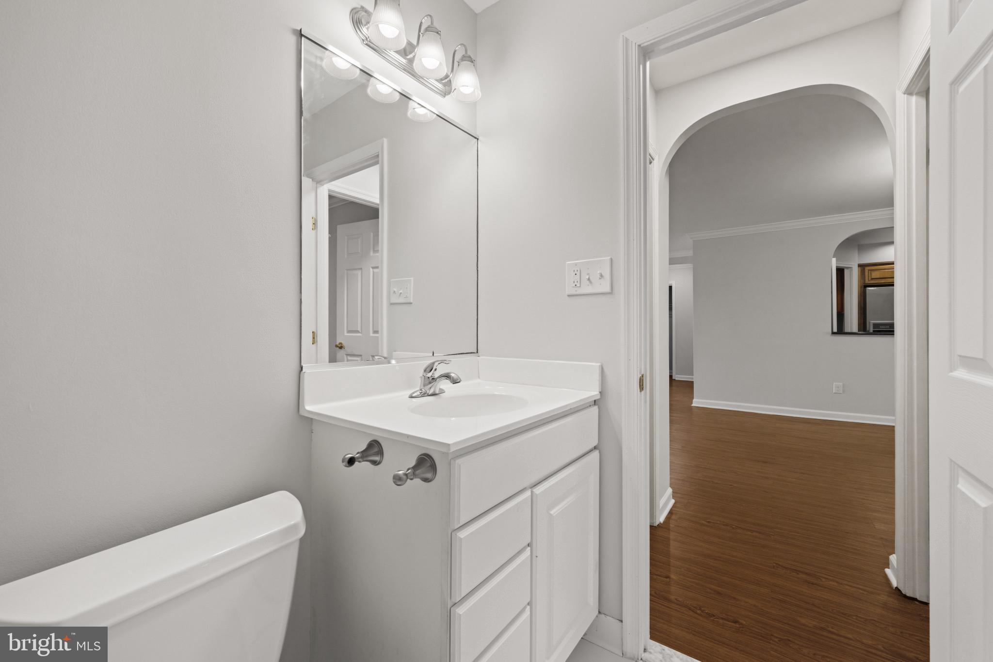 DULANEY TOWERS - Residential