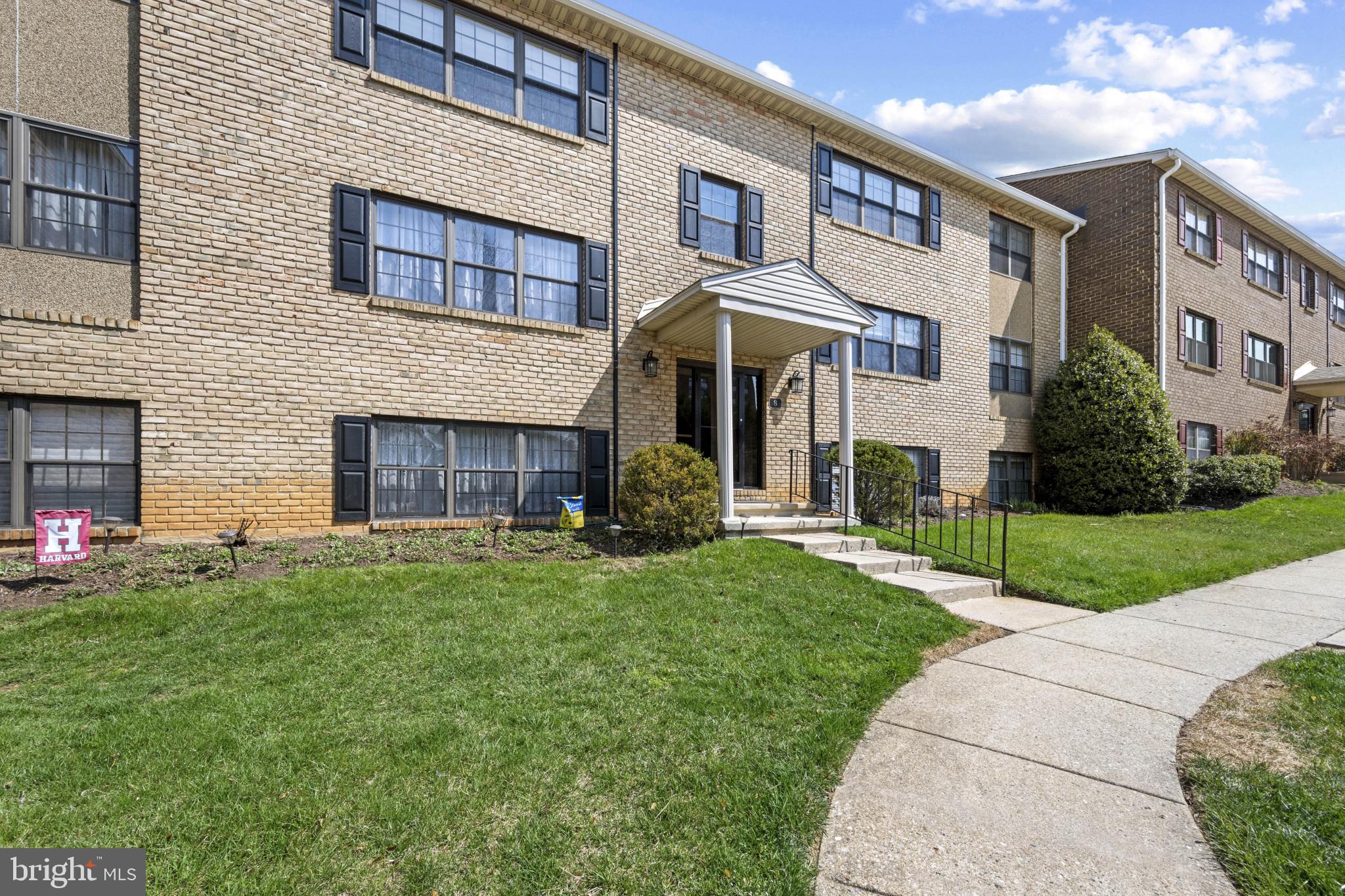 DULANEY TOWERS - Residential