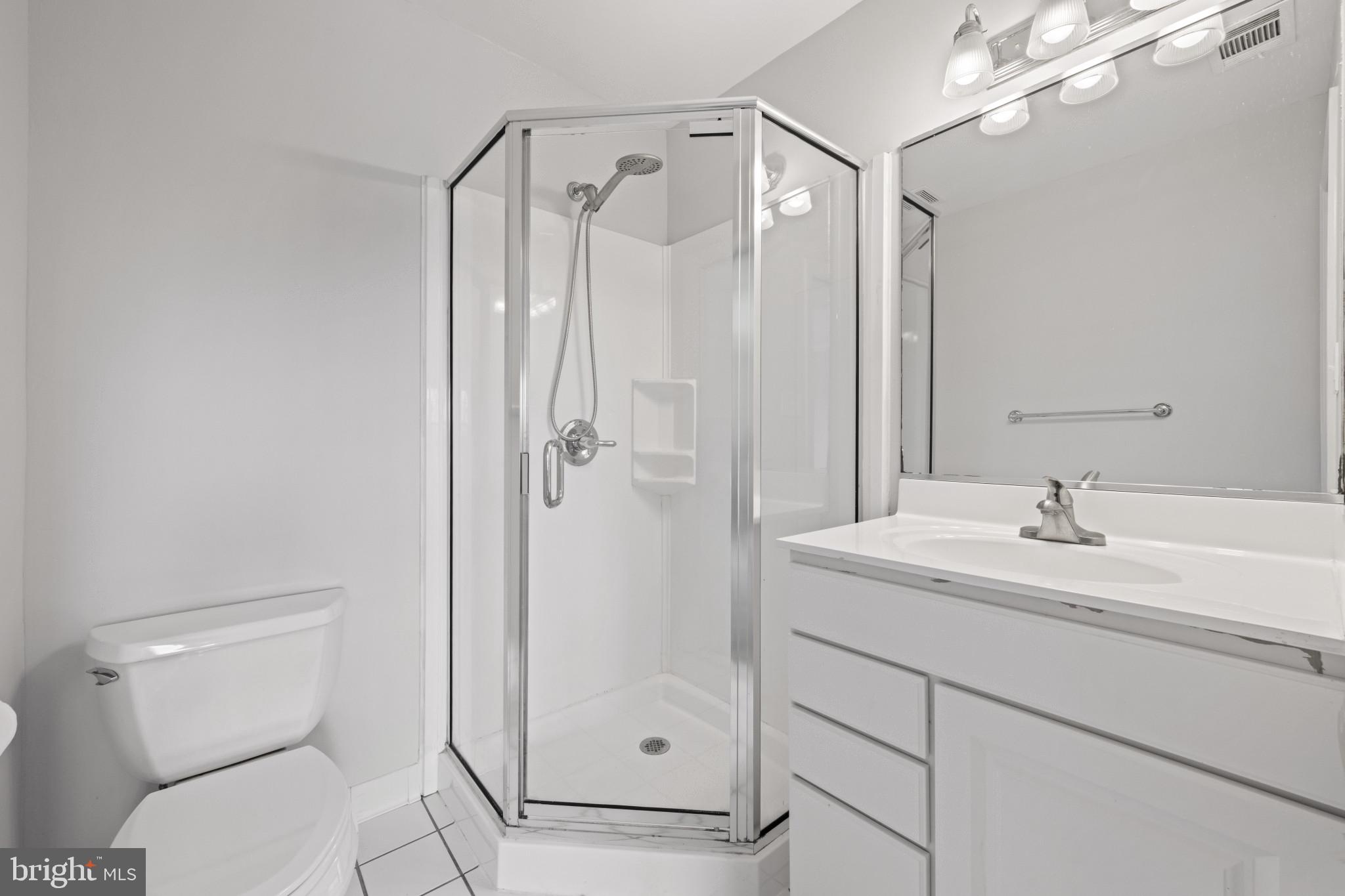 DULANEY TOWERS - Residential