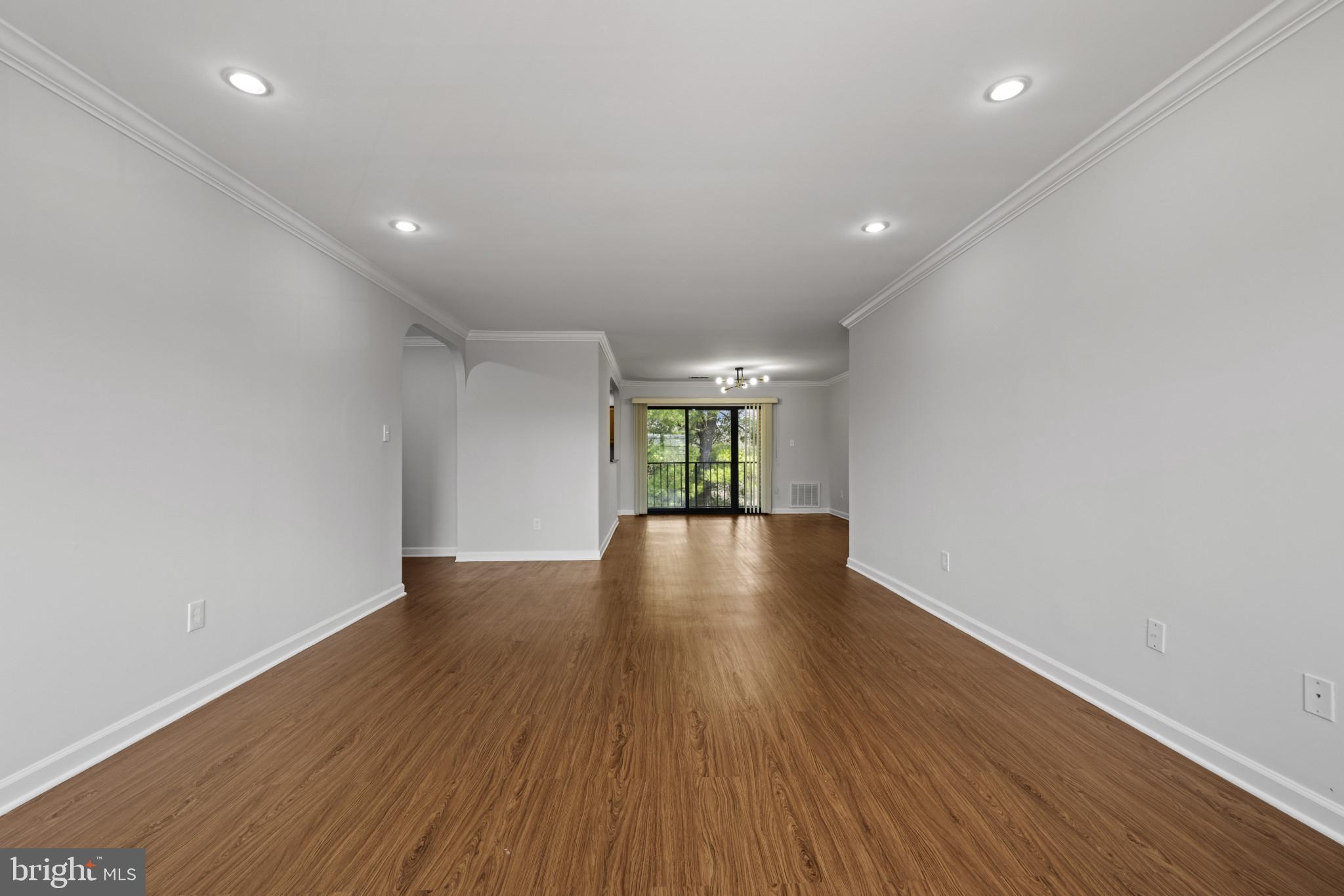 DULANEY TOWERS - Residential