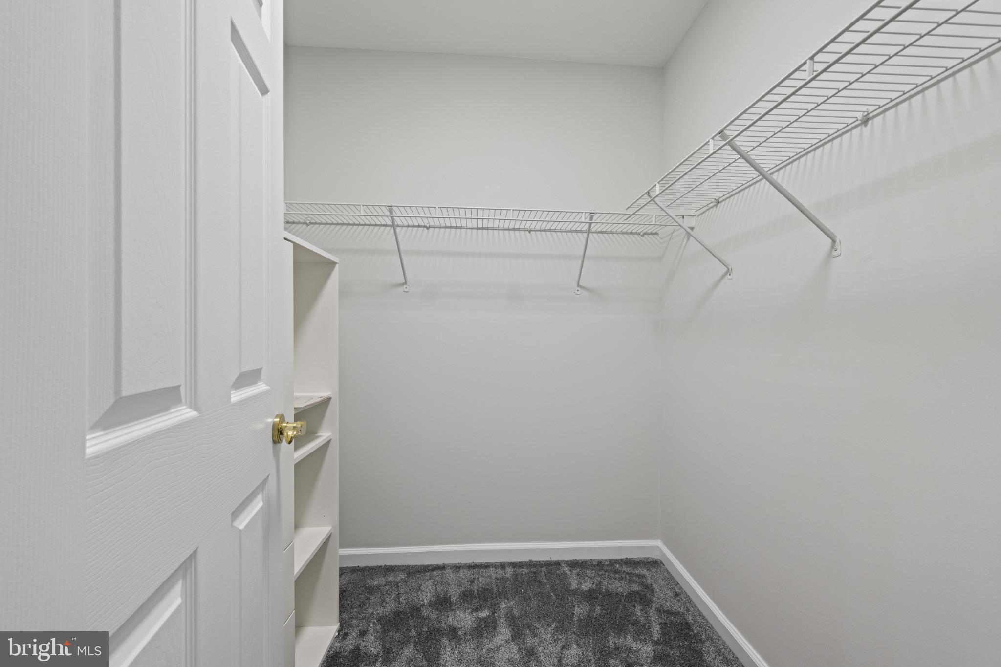 DULANEY TOWERS - Residential