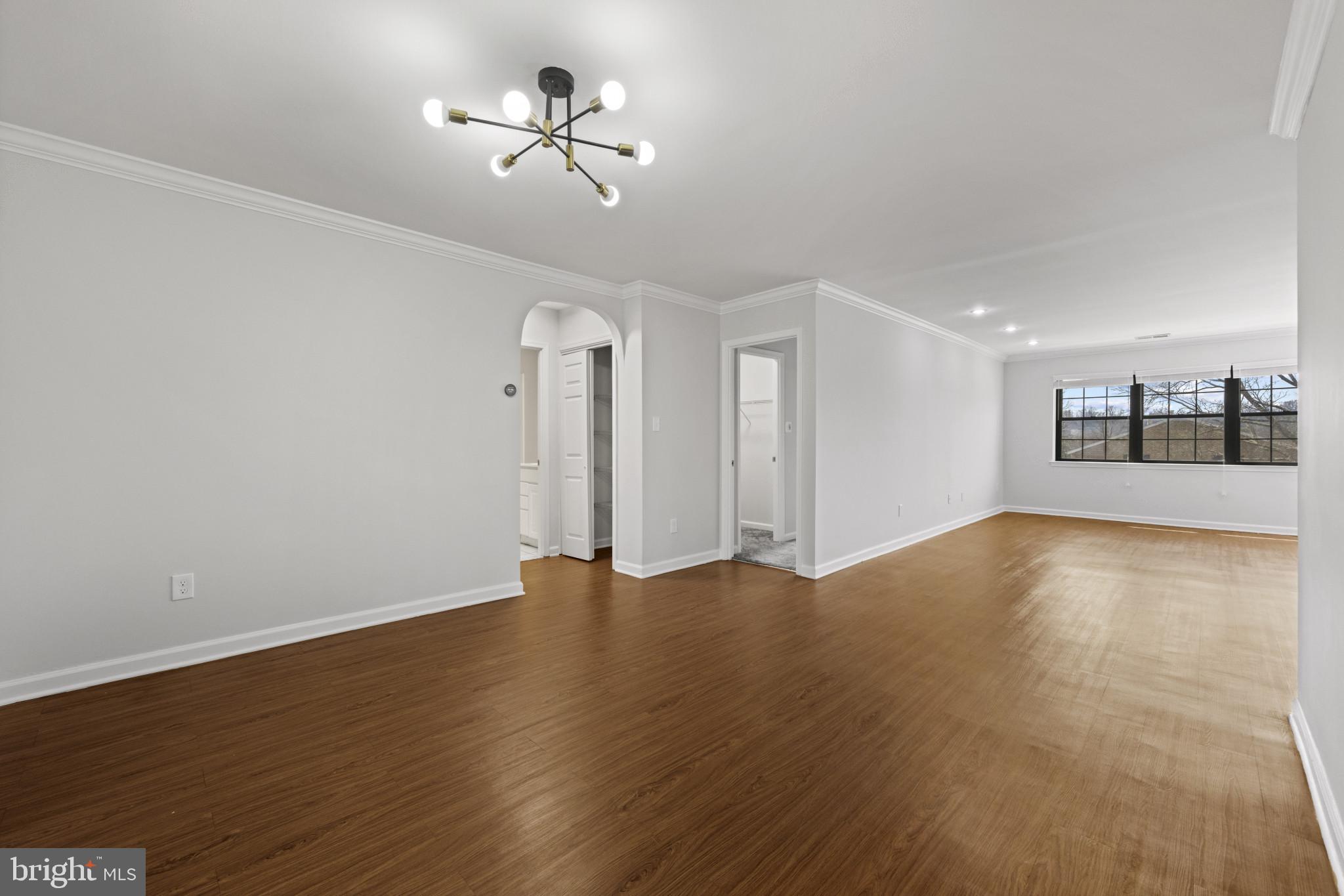 DULANEY TOWERS - Residential