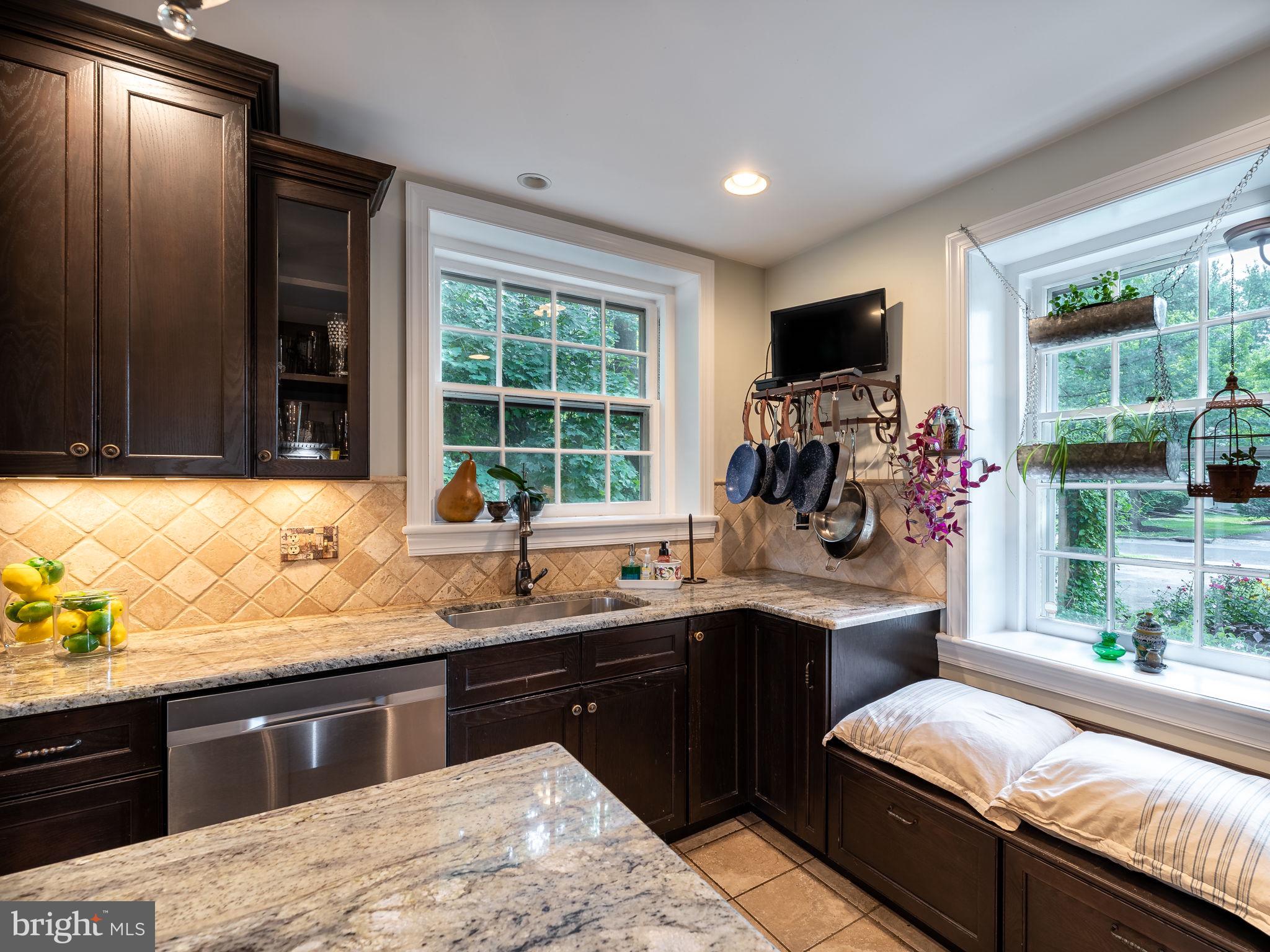 MERION GOLF MANOR - Residential