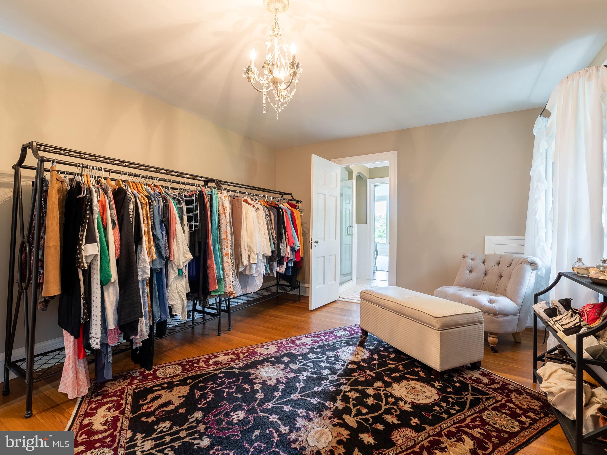 MERION GOLF MANOR - Residential