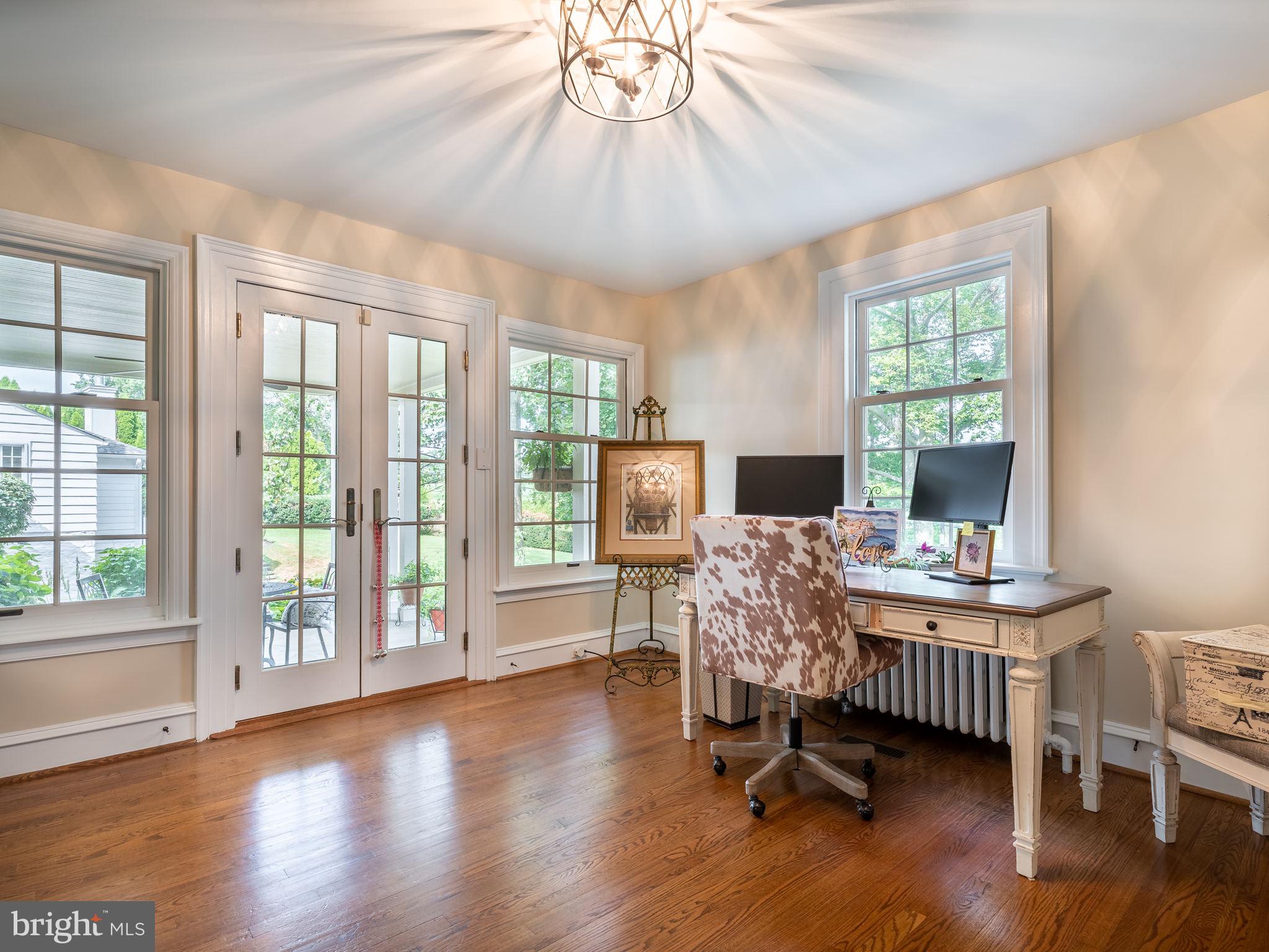 MERION GOLF MANOR - Residential